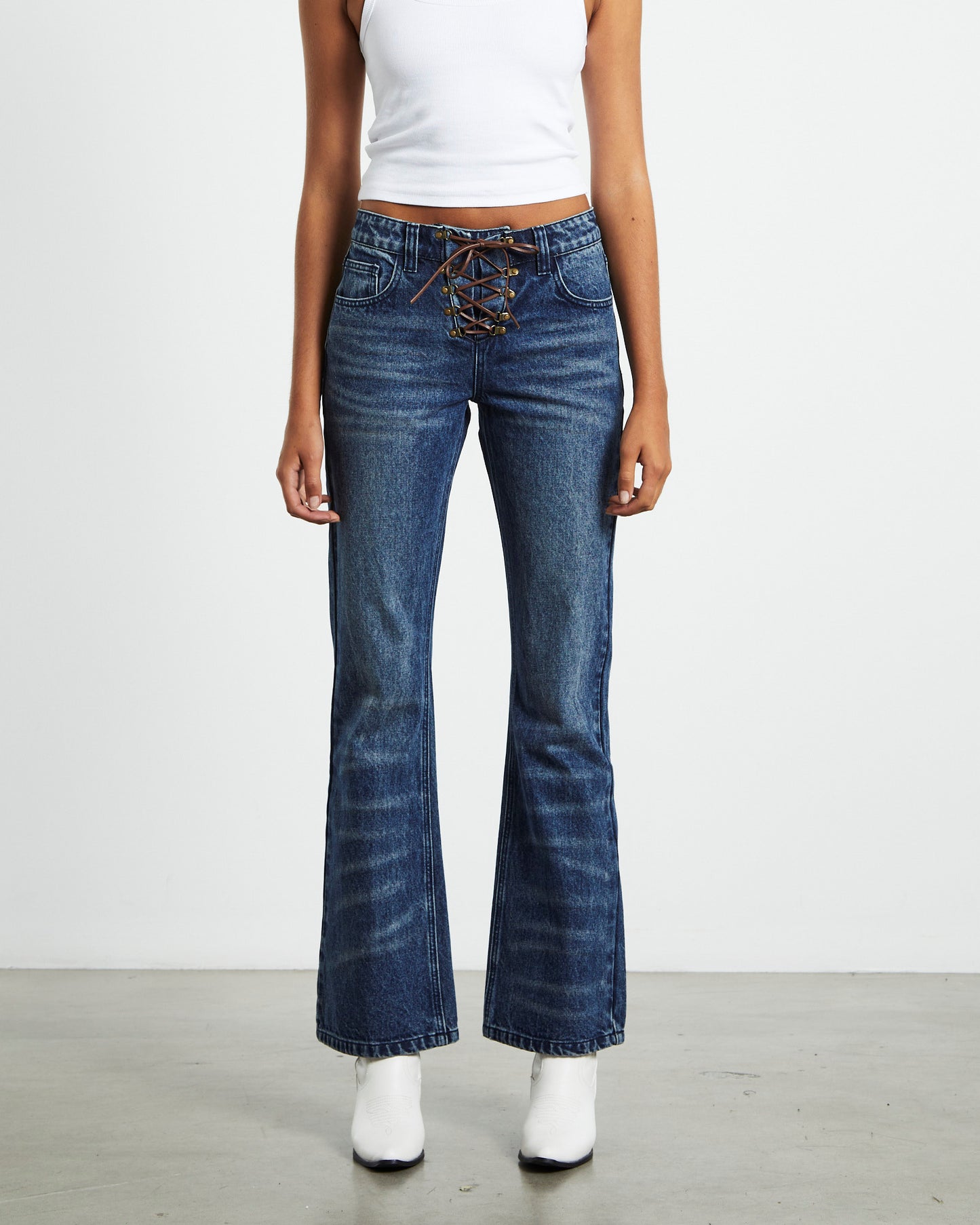 Tatiana Low Bootcut Jeans Vintage Tint Blue