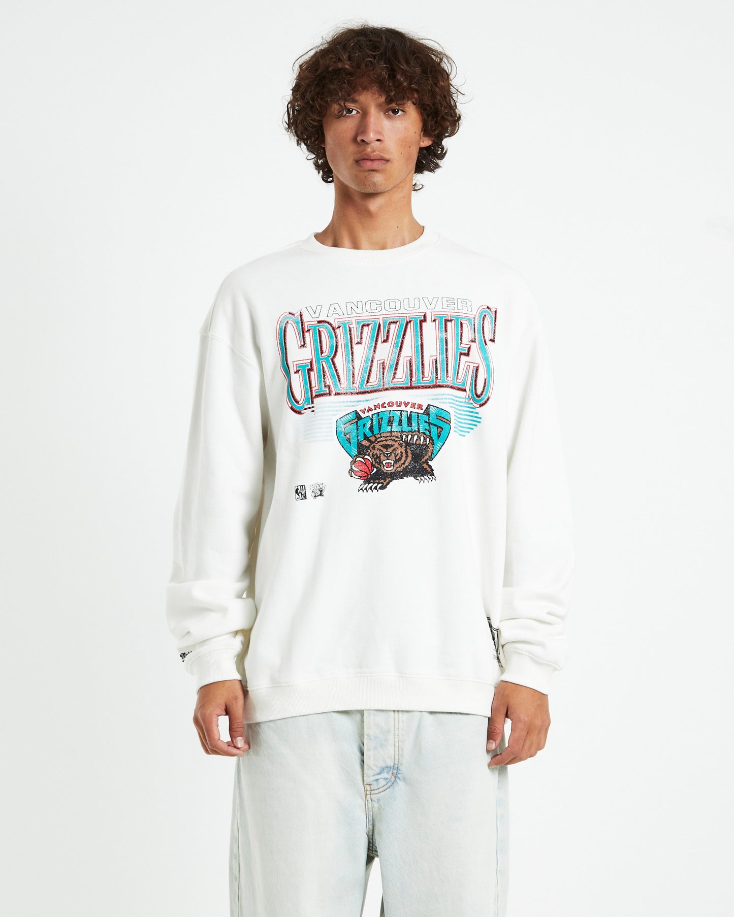 Underscore Vancouver Grizzlies Crew Neck Seater Vintage White