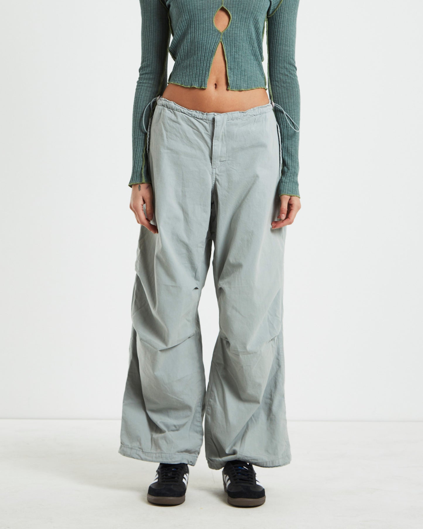 BDG Baggy Cargo Pants in Slate Grey