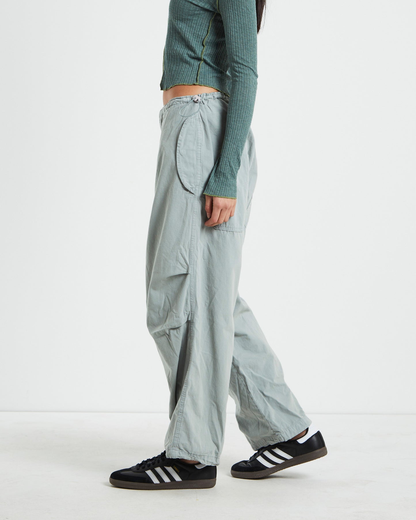 BDG Baggy Cargo Pants in Slate Grey