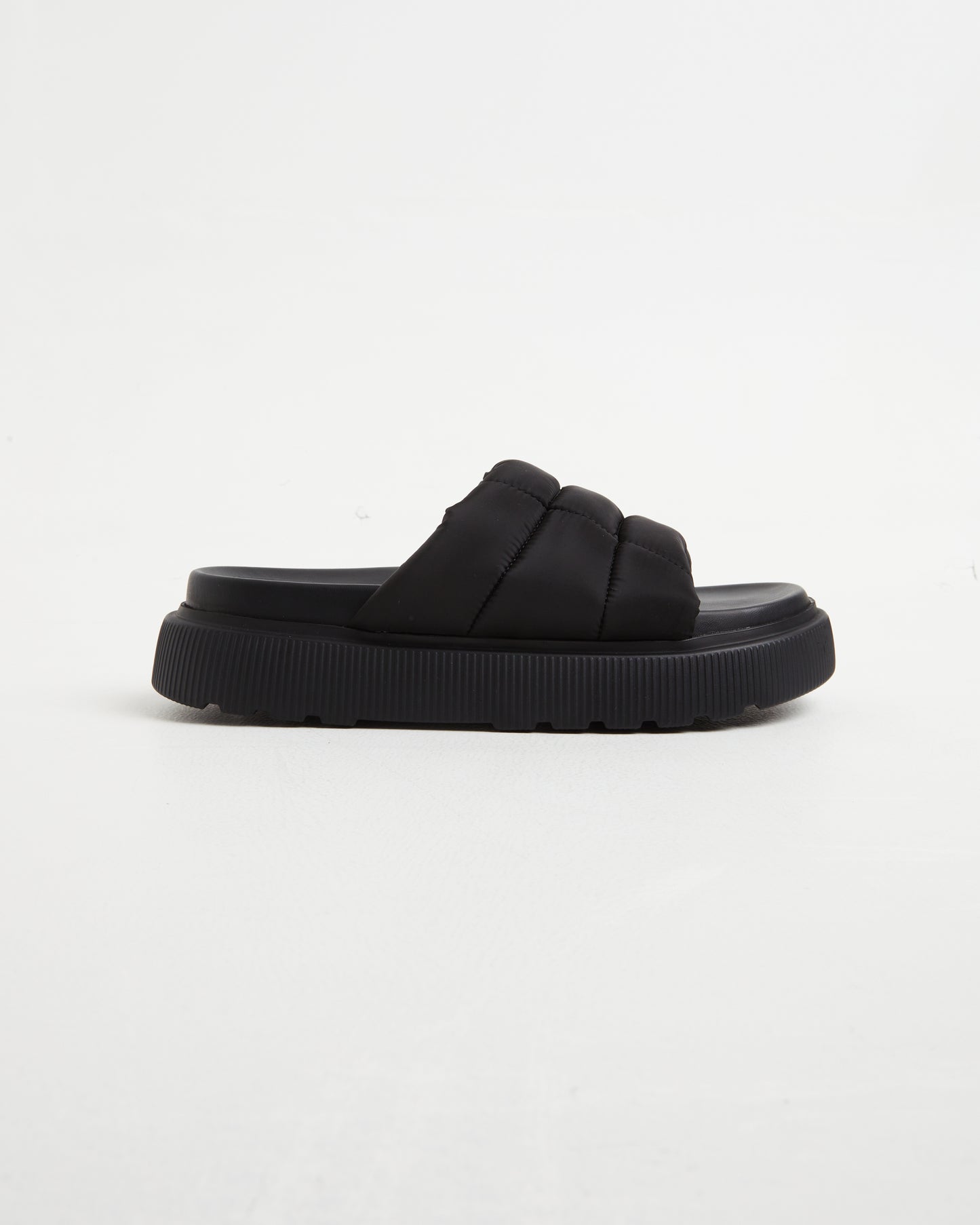 Viviane Slides in Black