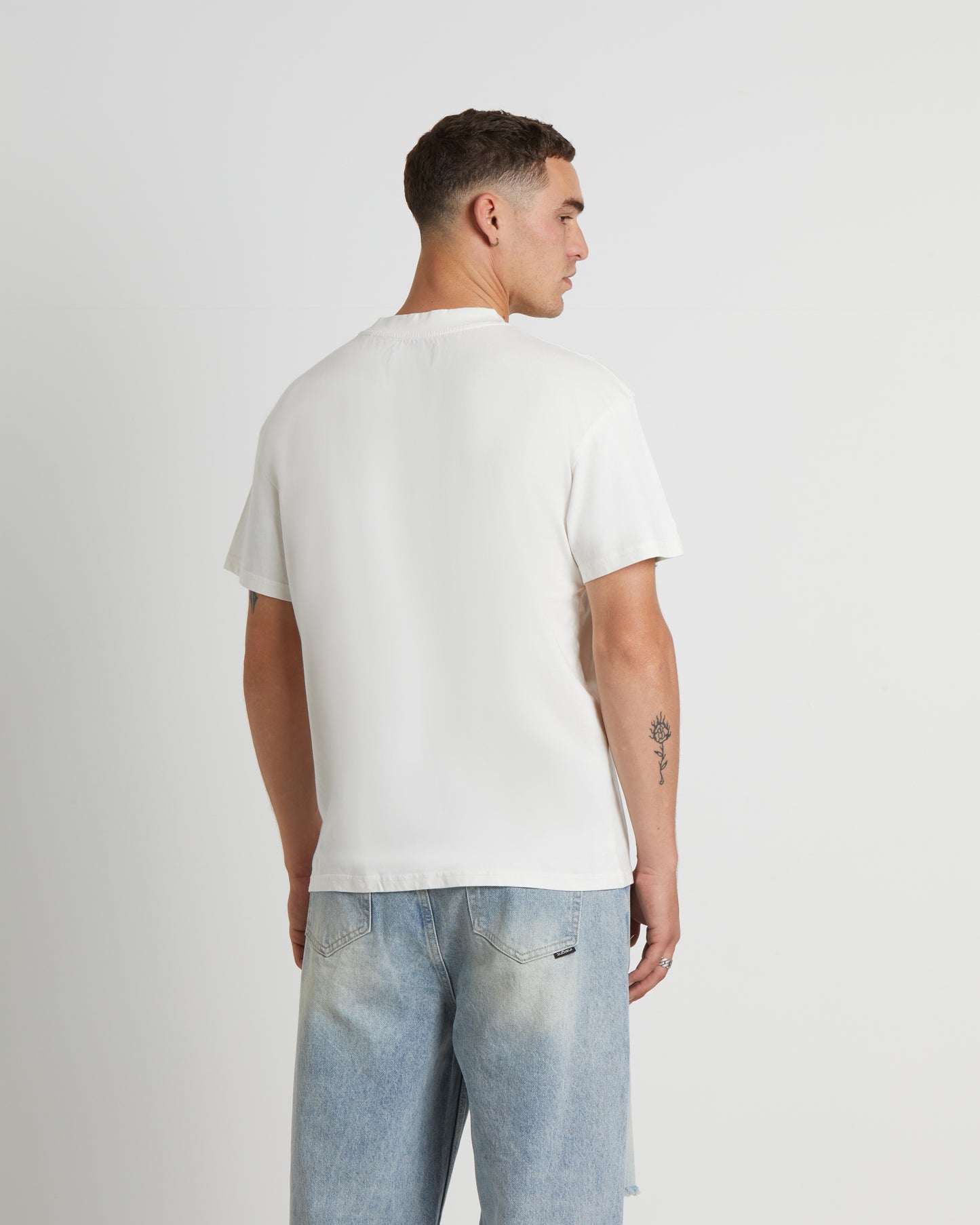 Dune Short Sleeve T-Shirt in Vintage White