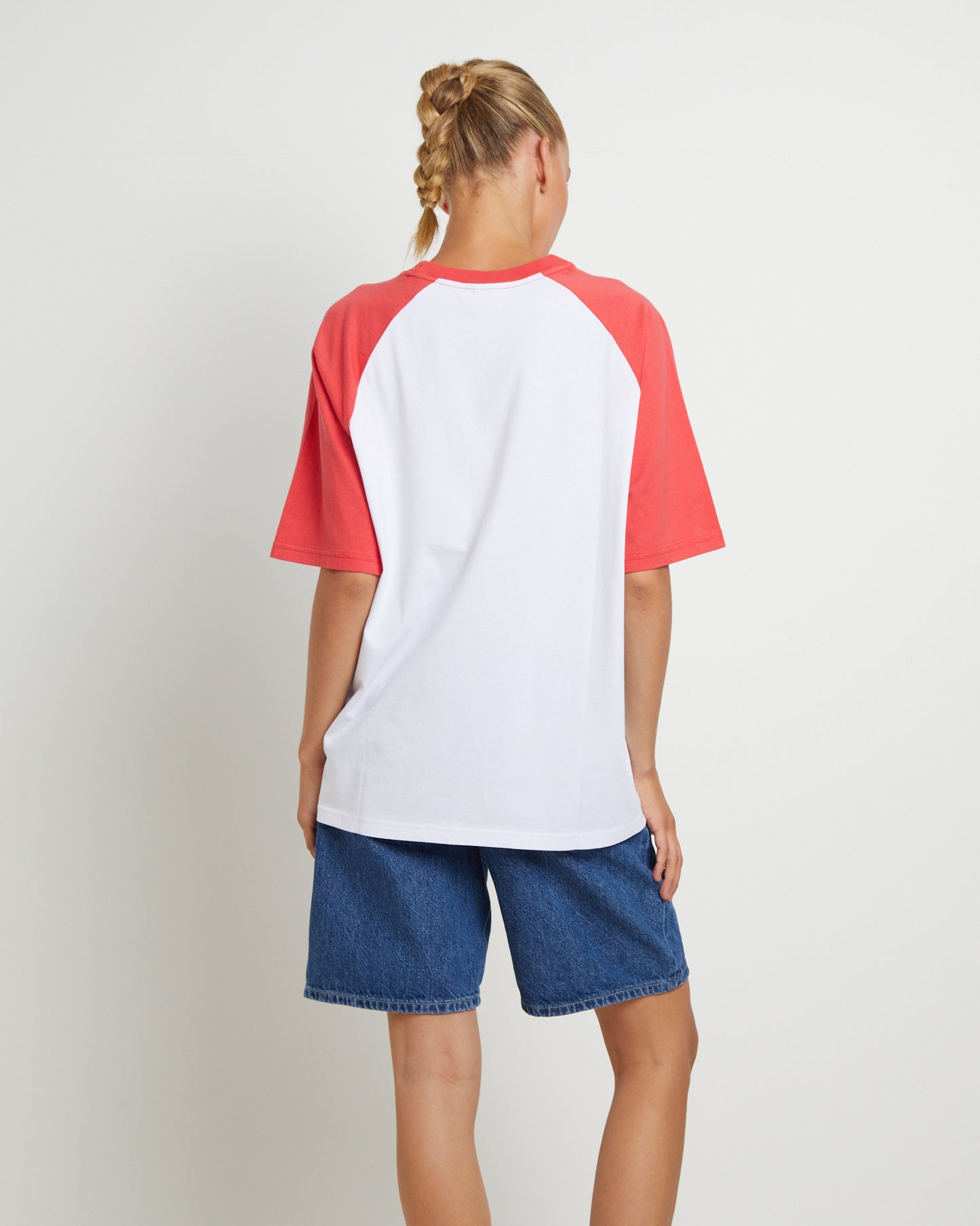 Ryan Recycled Oversized Raglan T-Shirt in Hibiscus