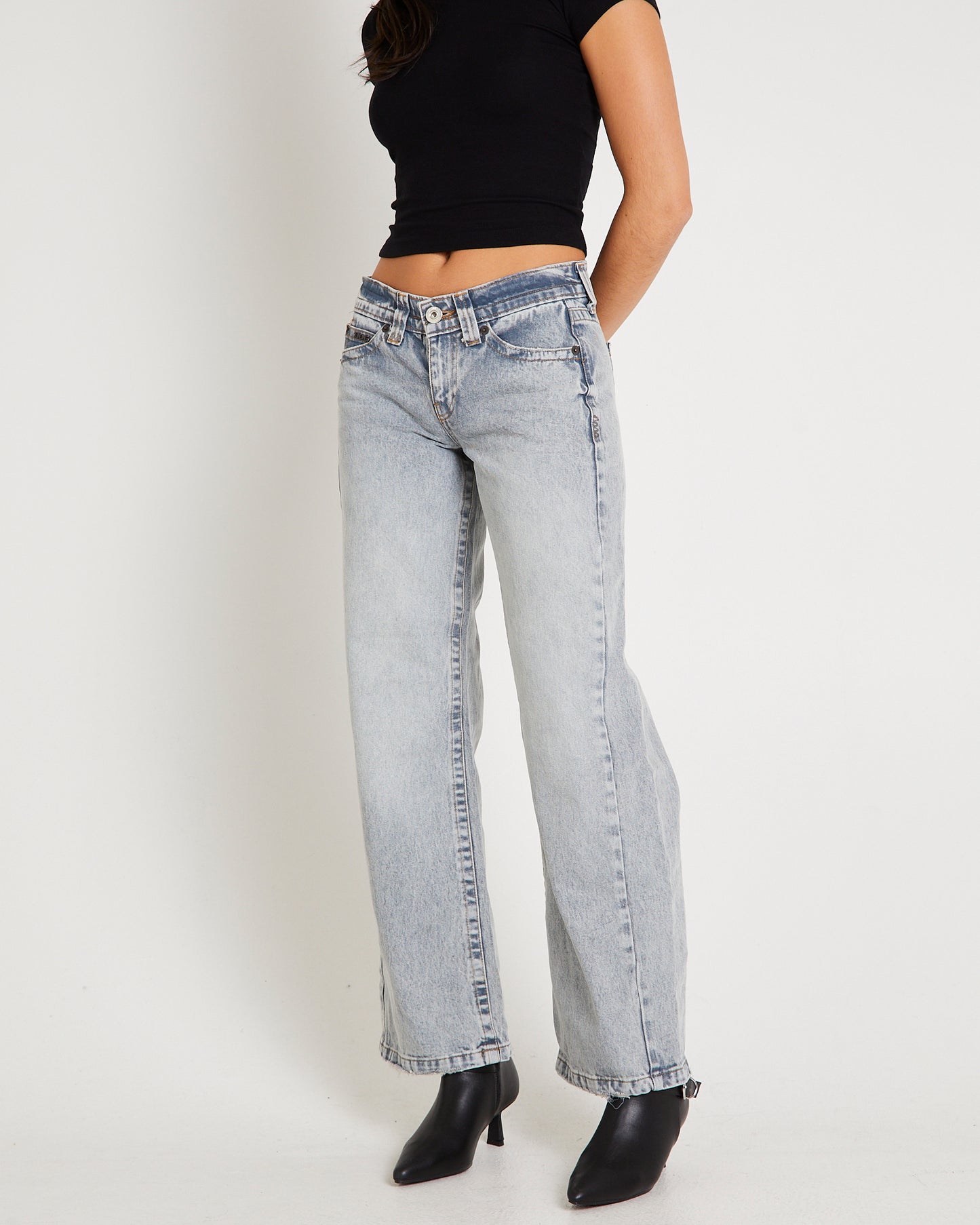 BDG Kayla Low-Rise Denim Jeans