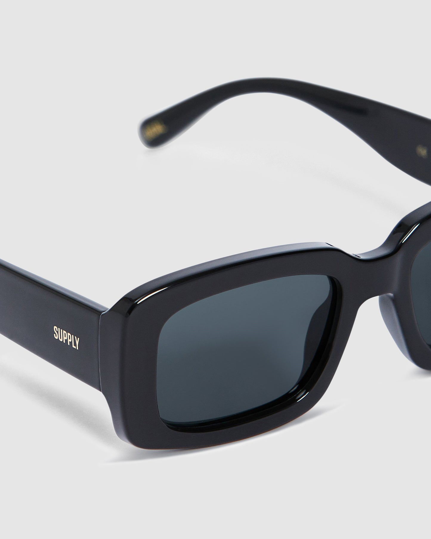 AKL Polarised Sunglasses