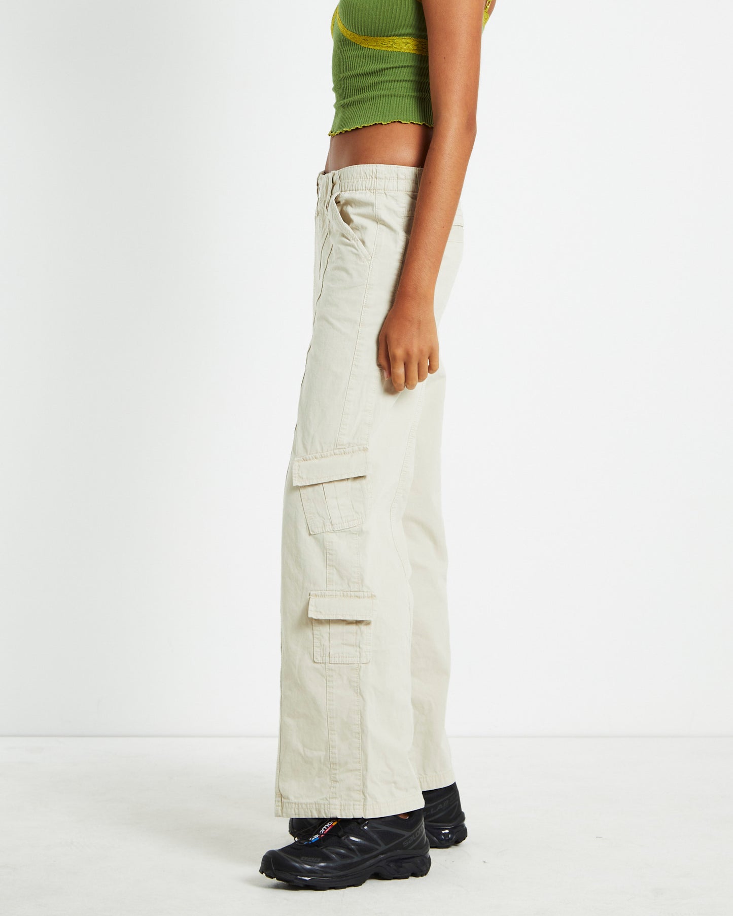 BDG Winter Y2K Cargo Jeans Ecru
