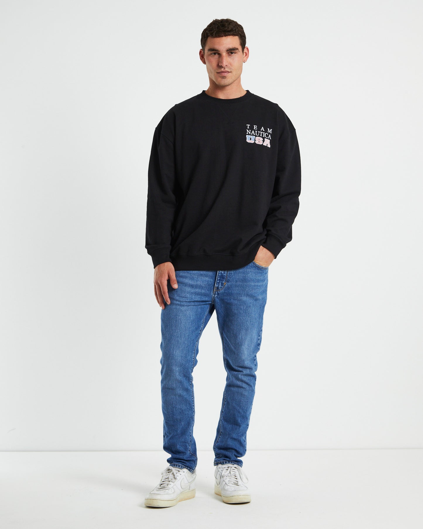 Norrie Long Sleeve Sweatshirt in Black
