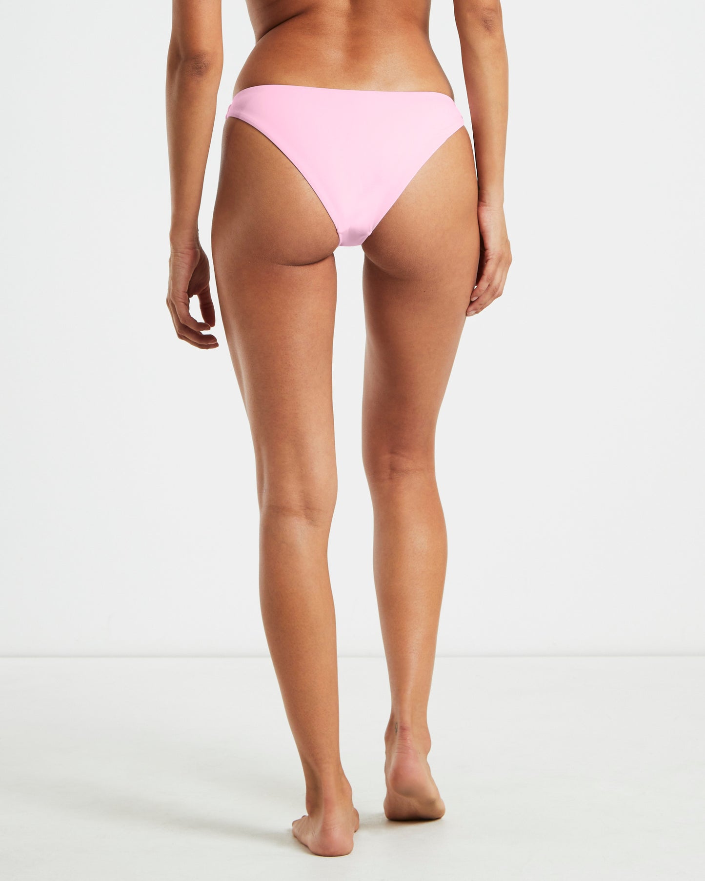 Low Waisted Classic Bikini Bottoms in Pink