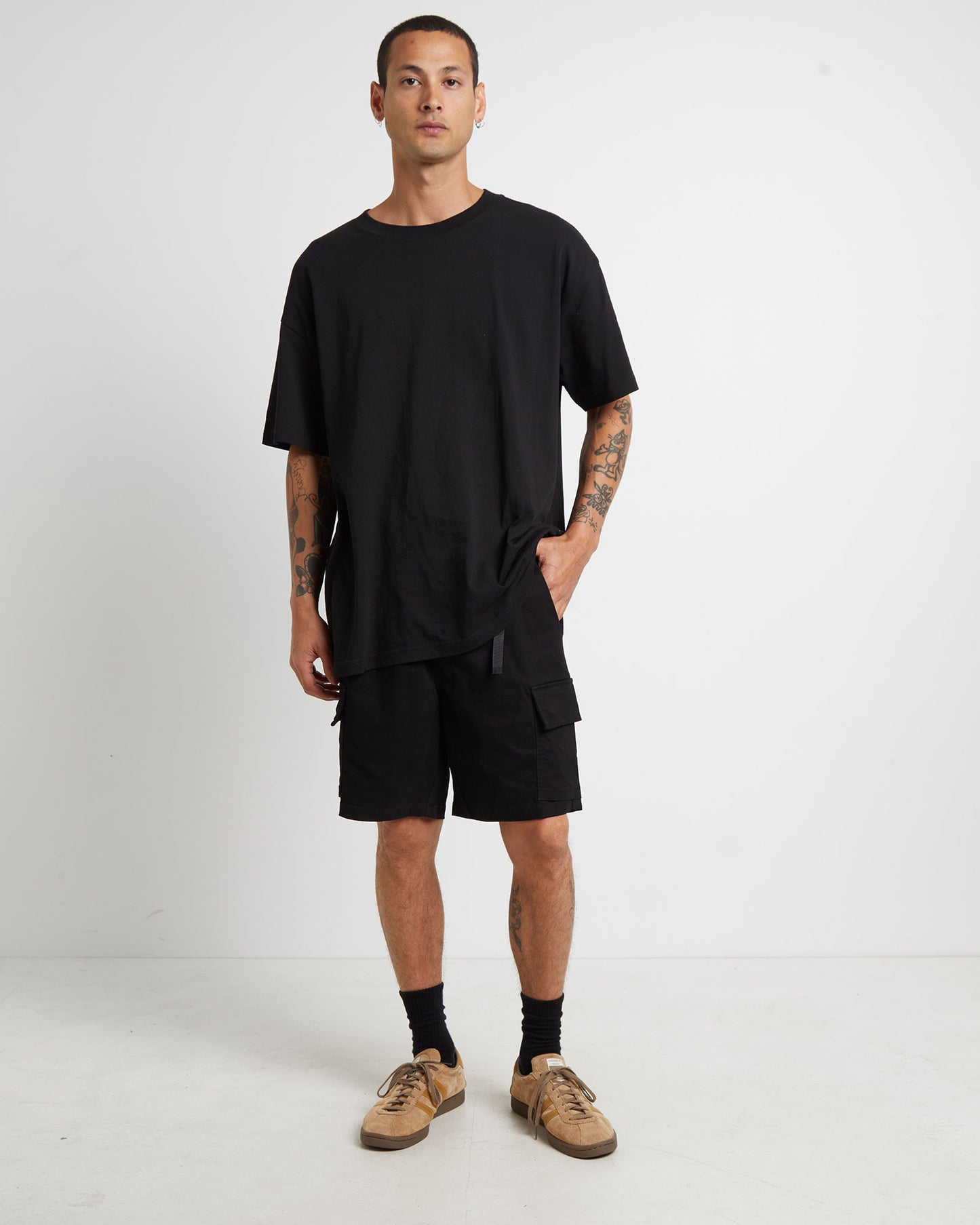 Cargo Shorts in Black