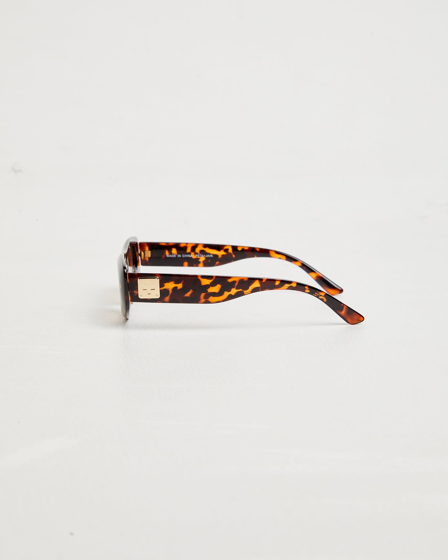 Dexter Sunglasses in Tort