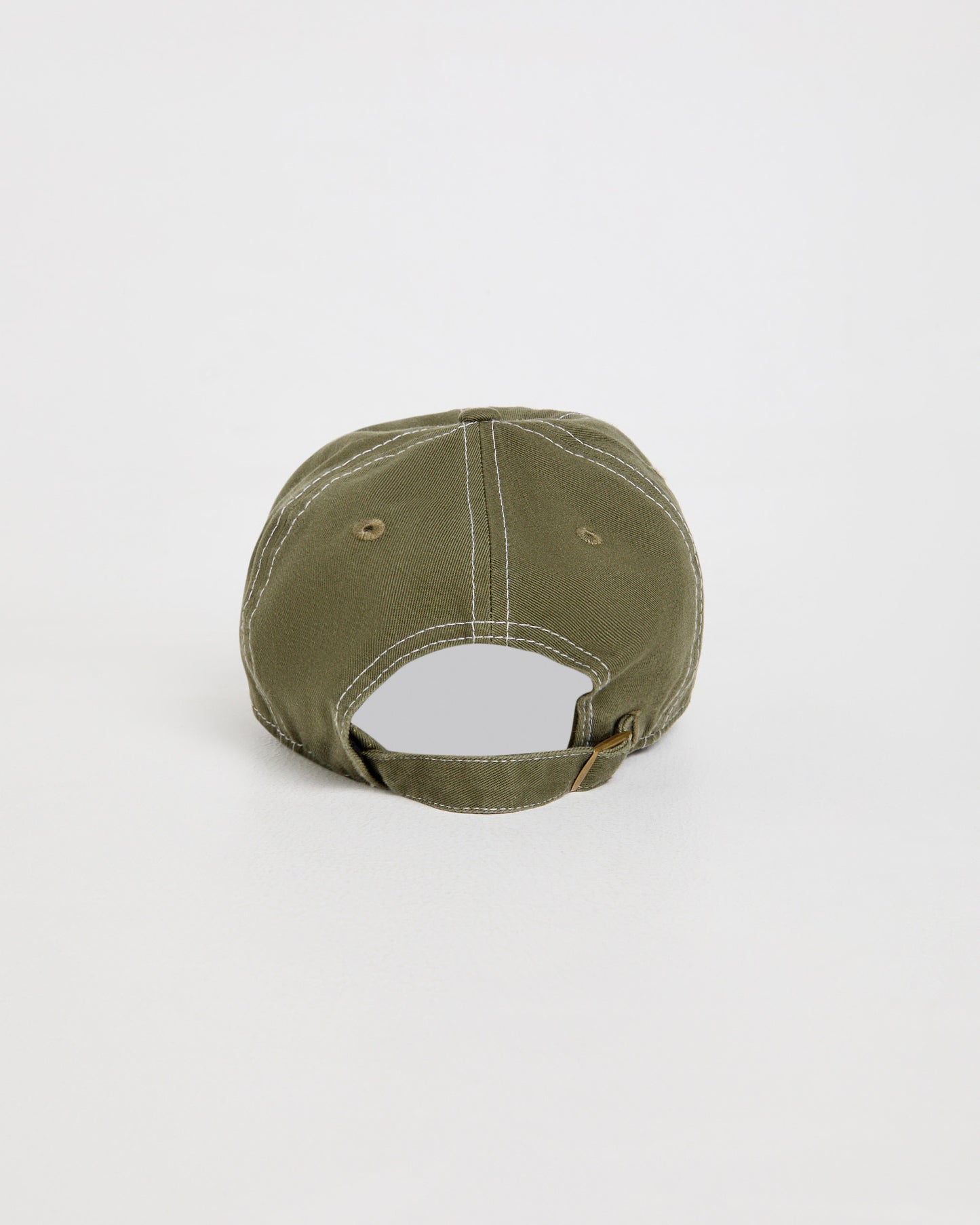 Casual Classic NY Yankees Cap in Olive/White