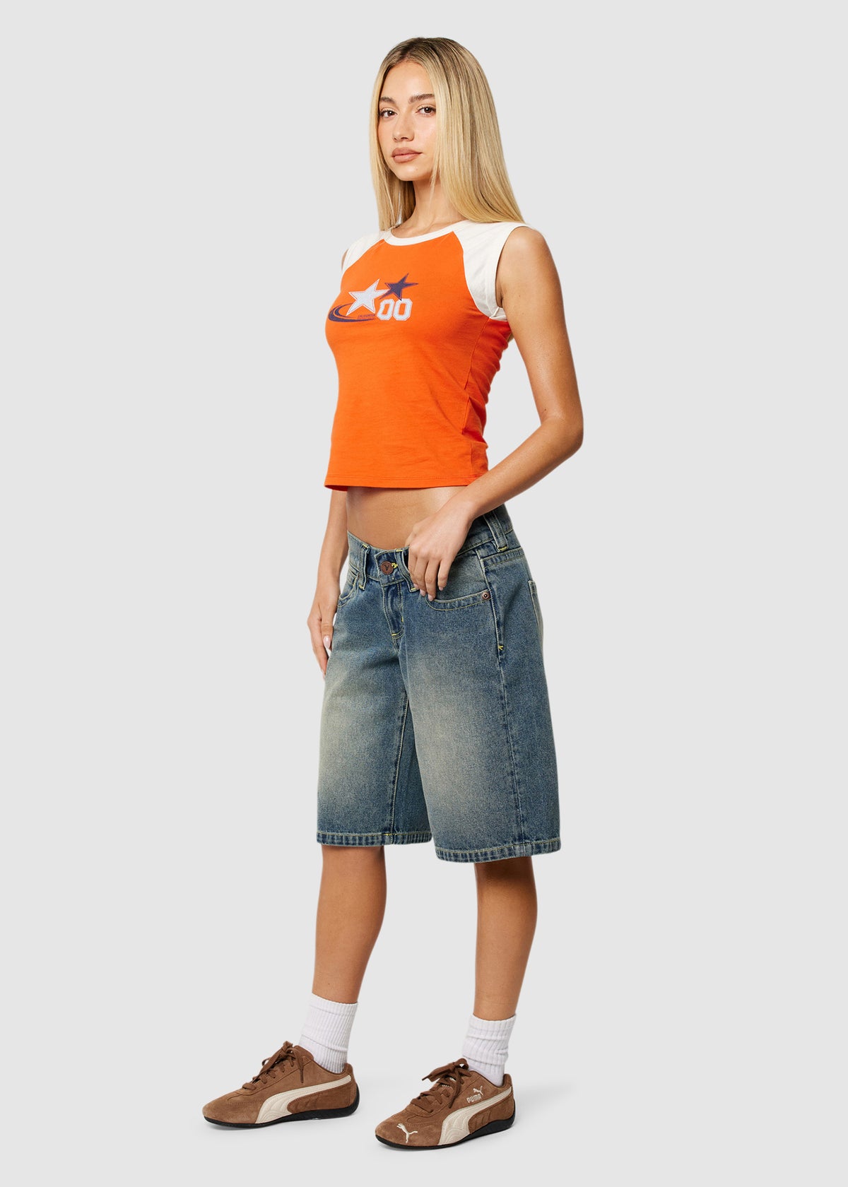 00 Star Tank SPICED RED