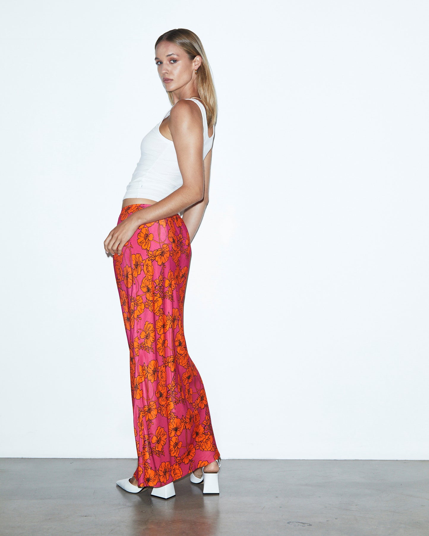 Penelope Bloom Low Rise Midi Skirt Pink