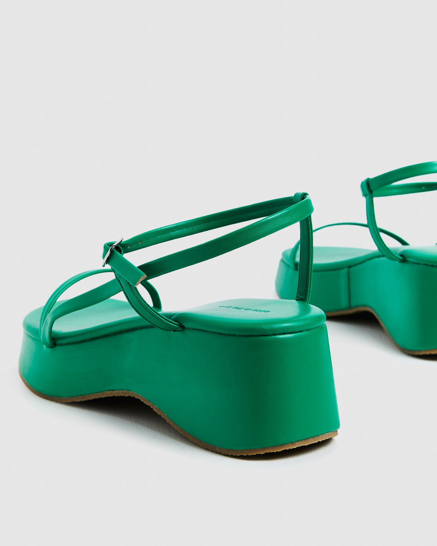 Flatform als Fern