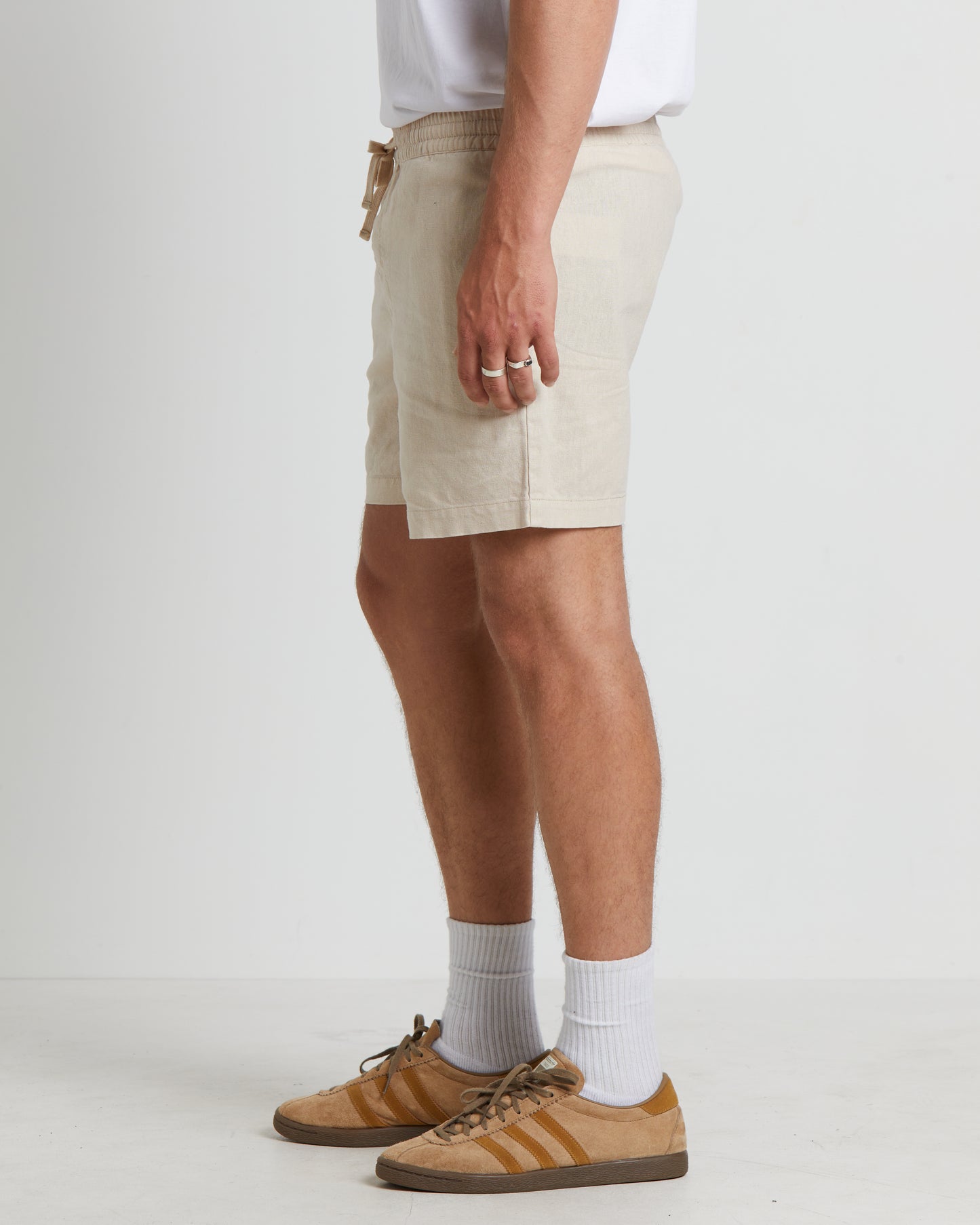 Puglia Linen Shorts in Natural