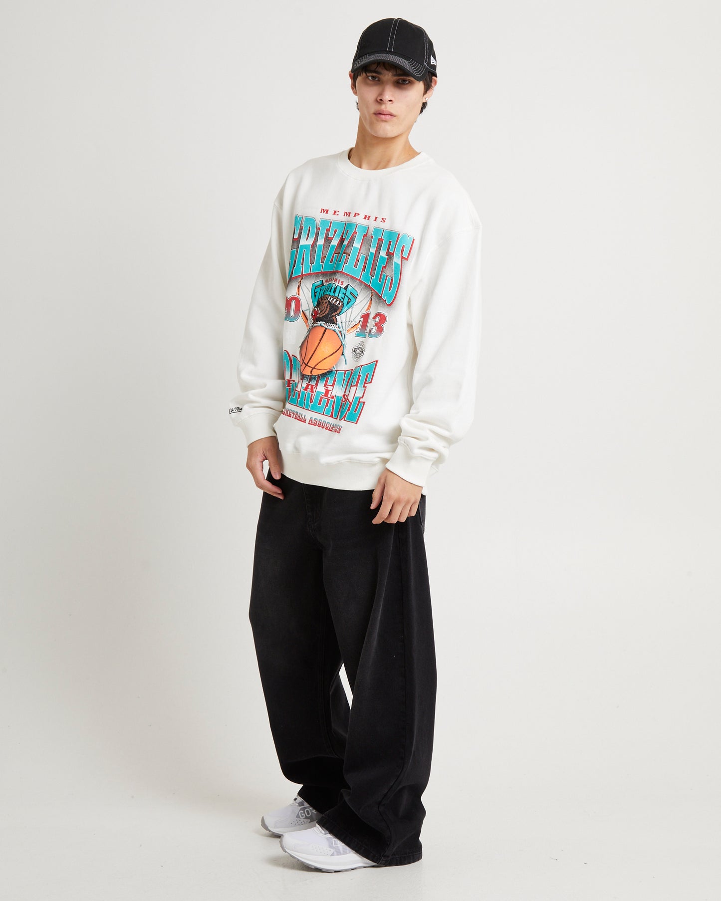 Tri 2.0 Grizzlies Crew Vintage White