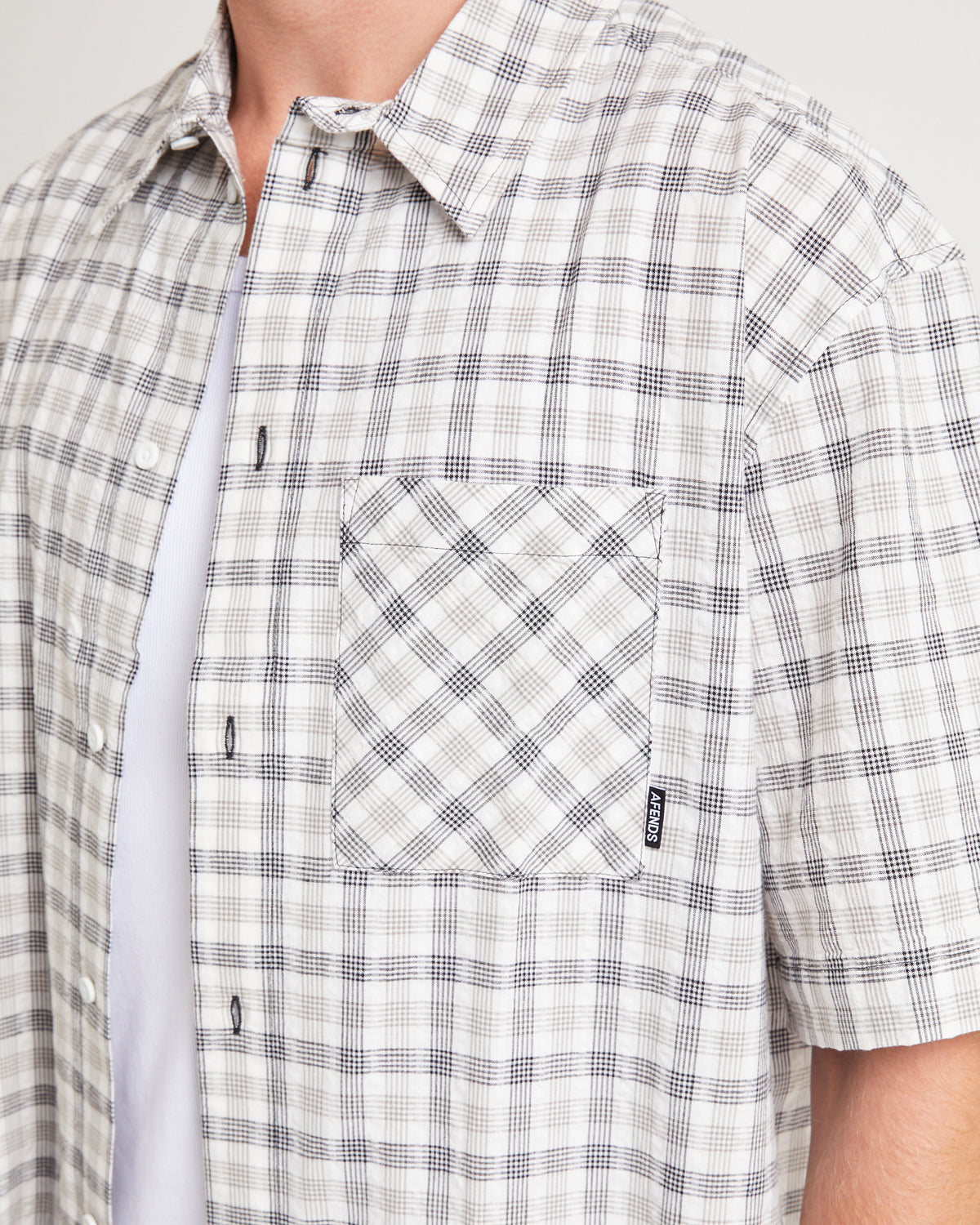 Leo Short Sleeve Shirt BLACK/WHITE