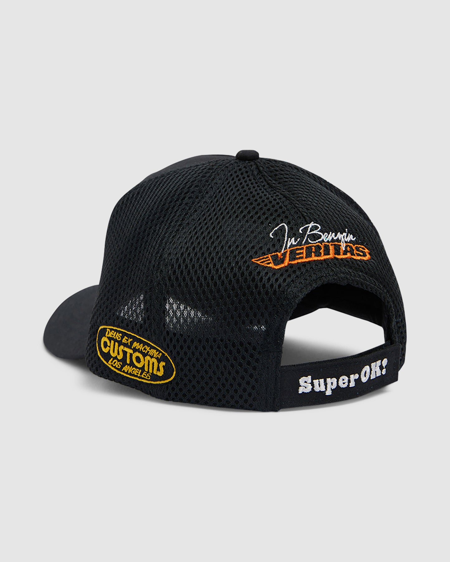Podium Trucker