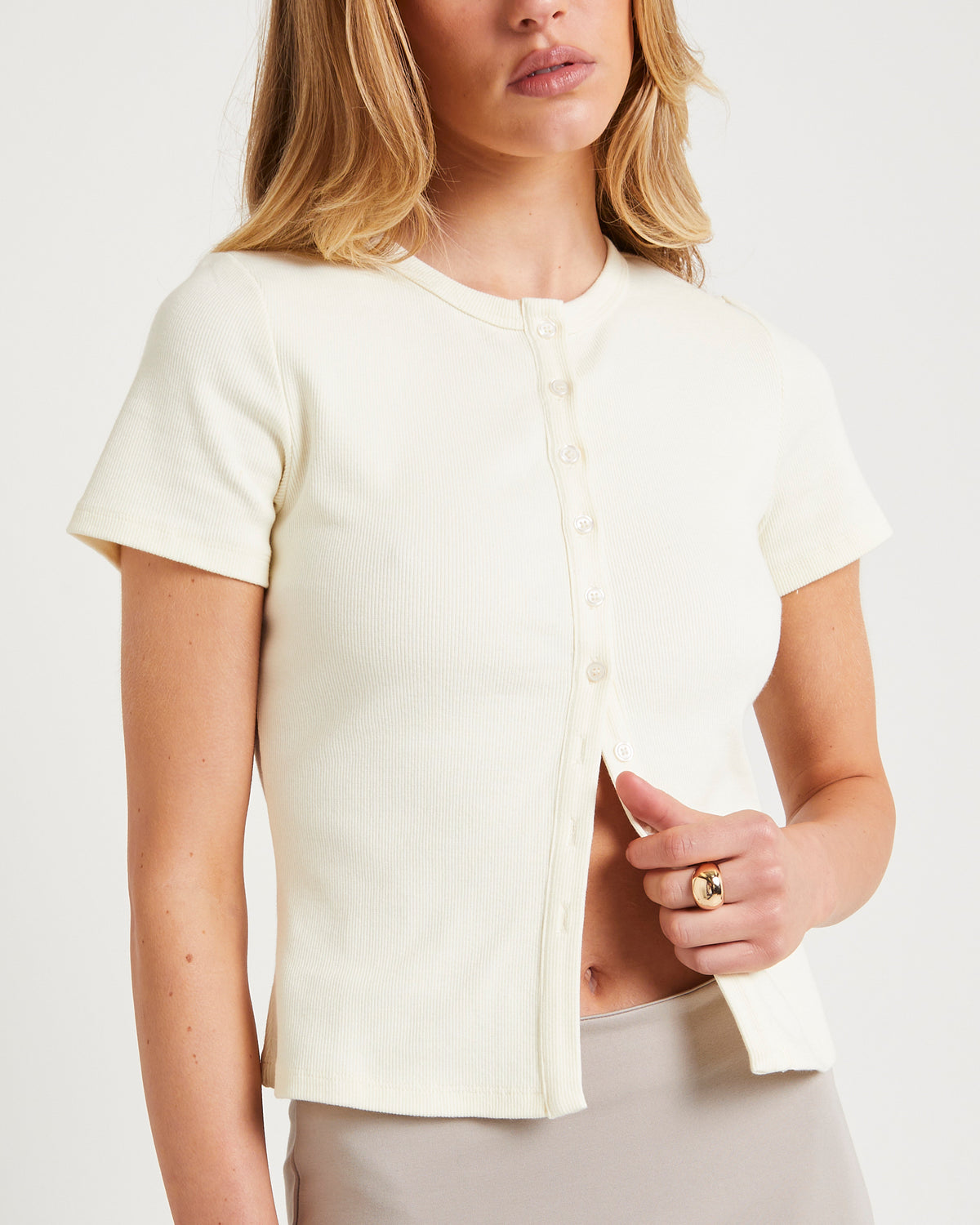 Neri Rib Button T-Shirt BUTTER