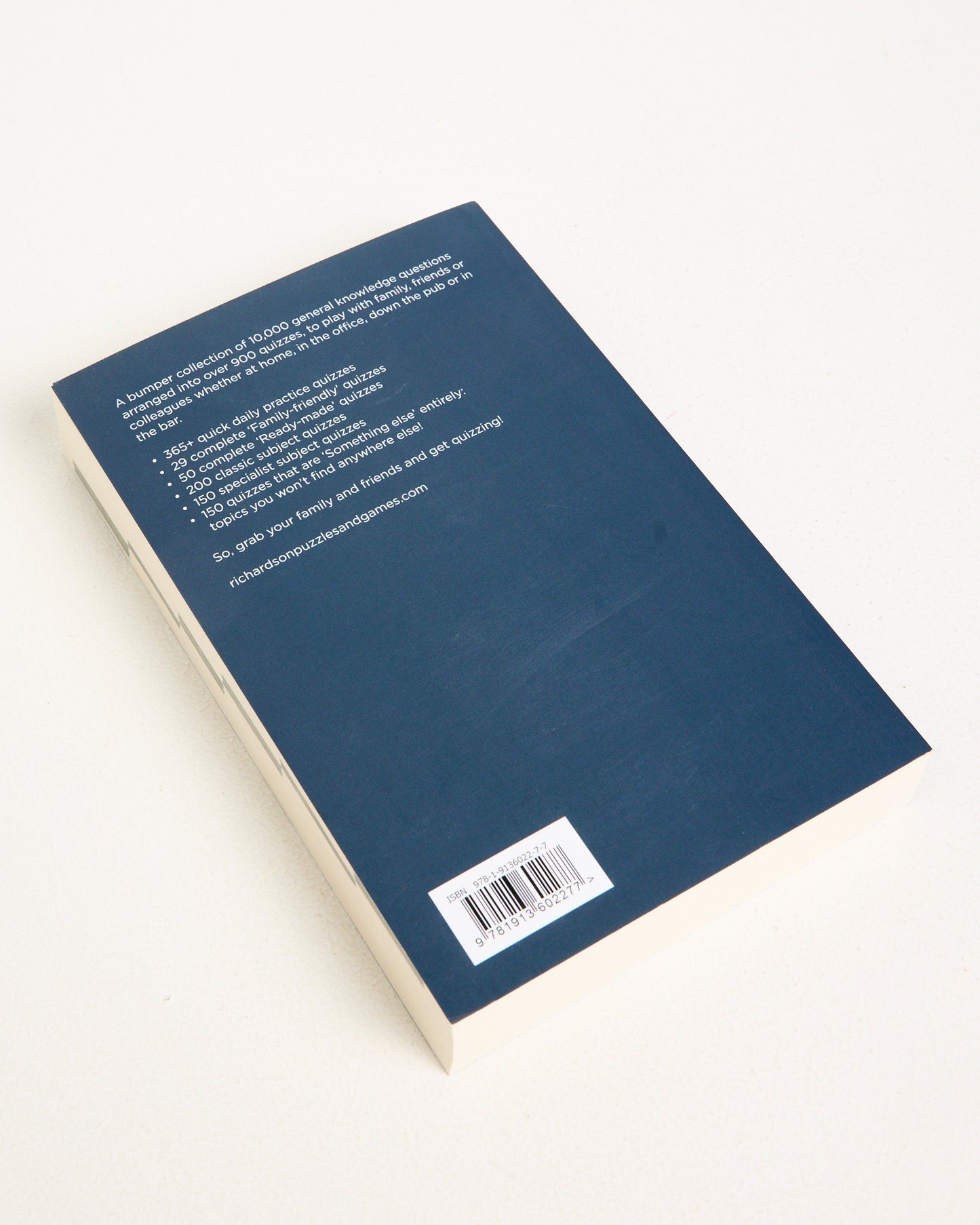 Big Pub Quiz Book: 10,000 General Knowledge Questions Book