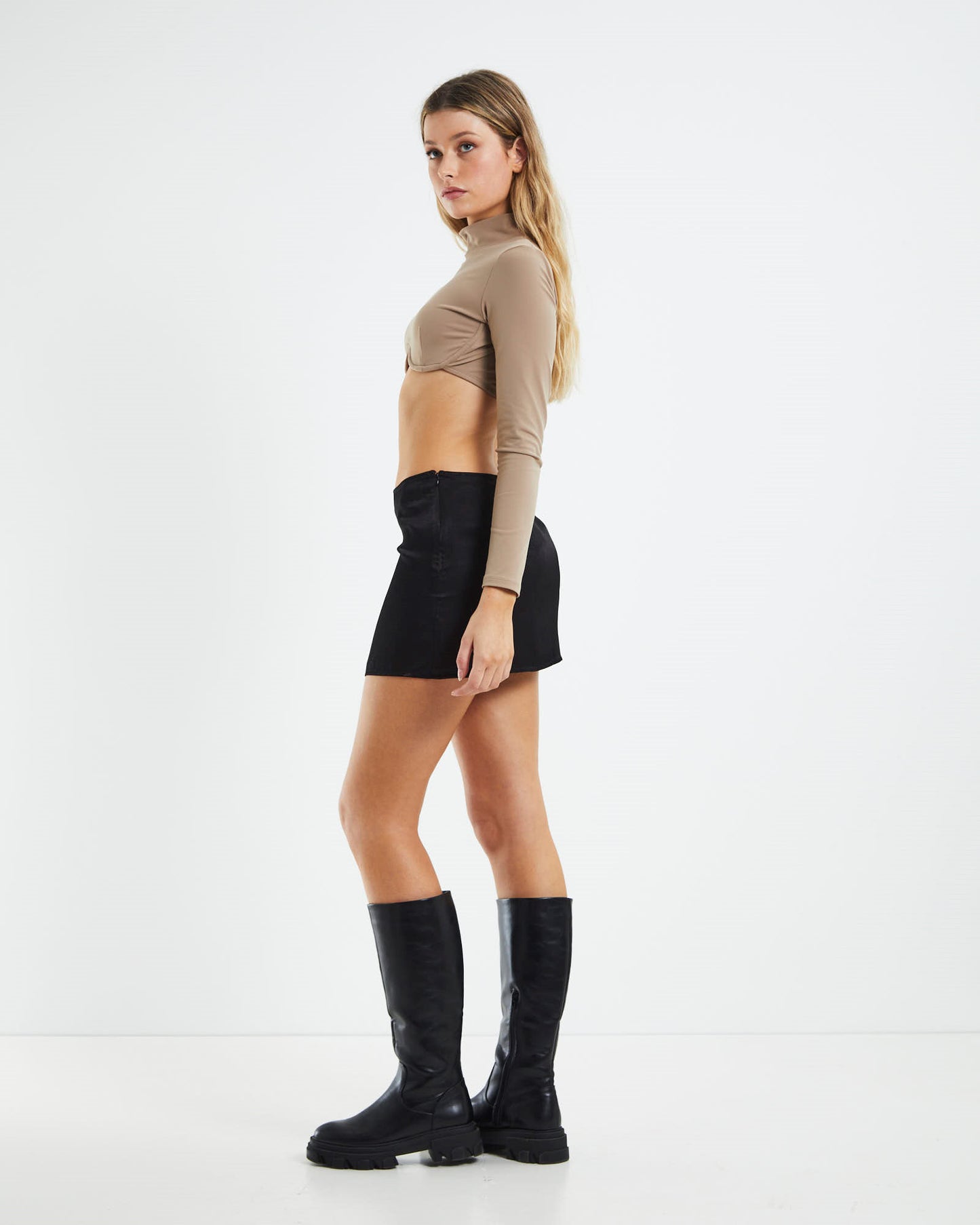 Jennifer Underwire Crop Top