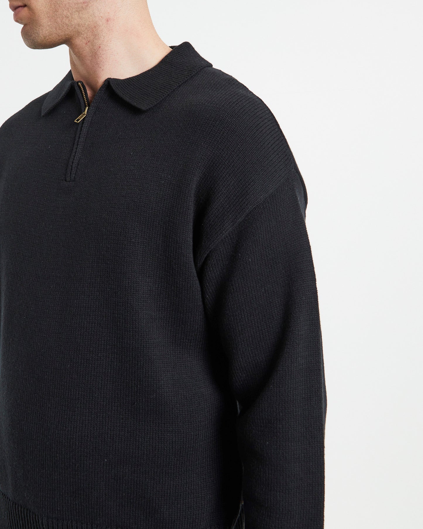 Relaxed Cable Knit Zip Through Black