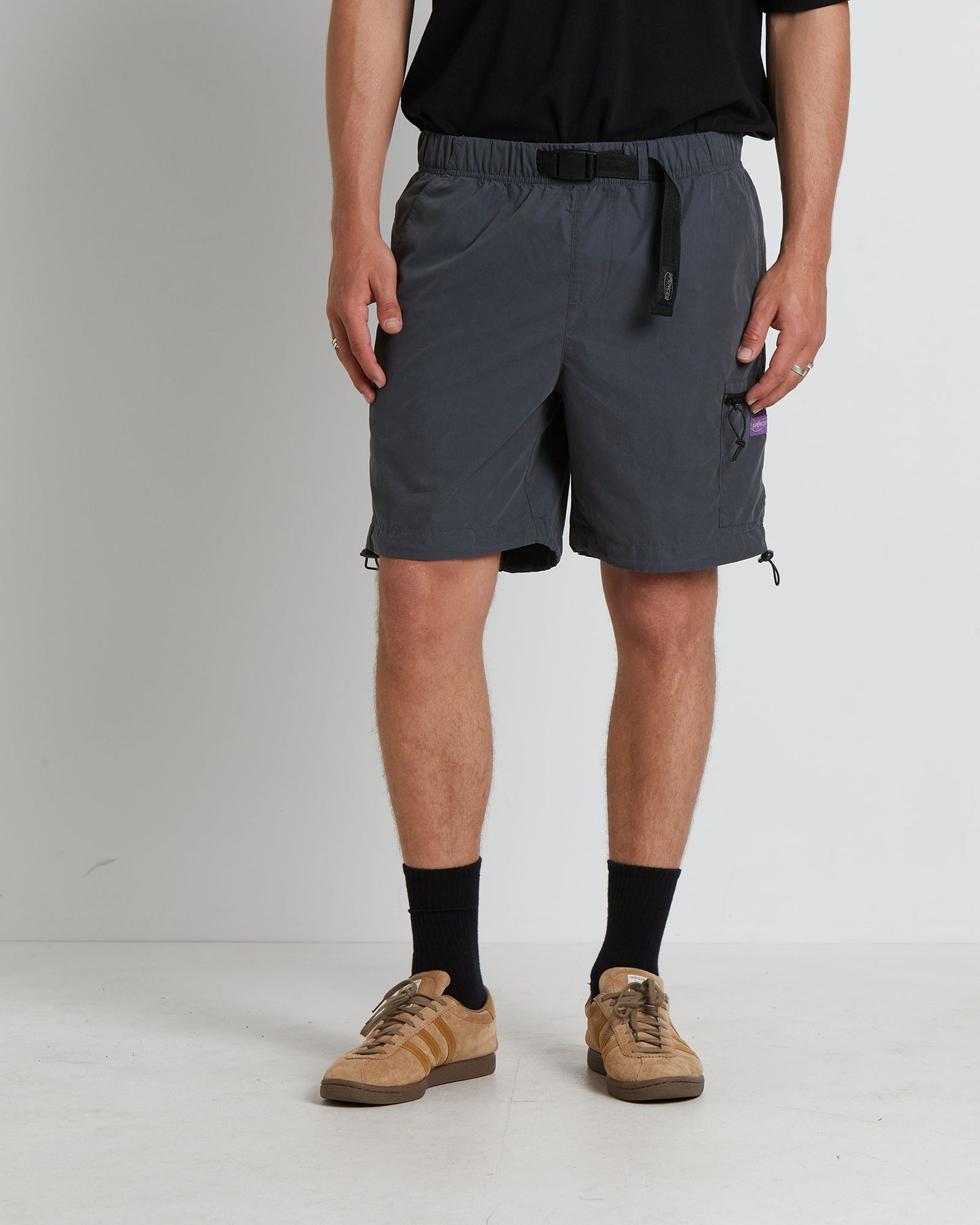 Trail Shorts in Navy