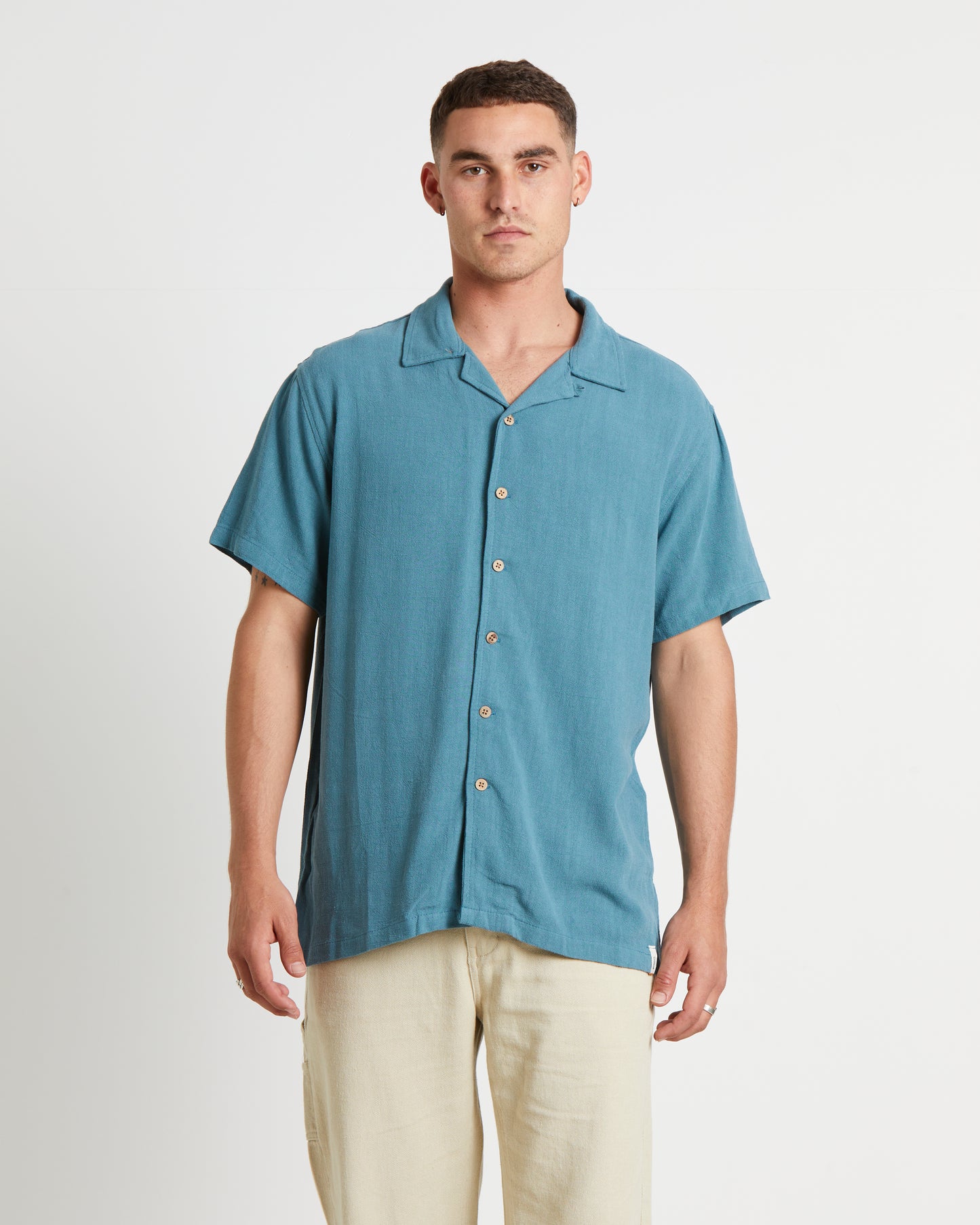 Ernie Short Sleeve Resort Shirt in Aegean Blue