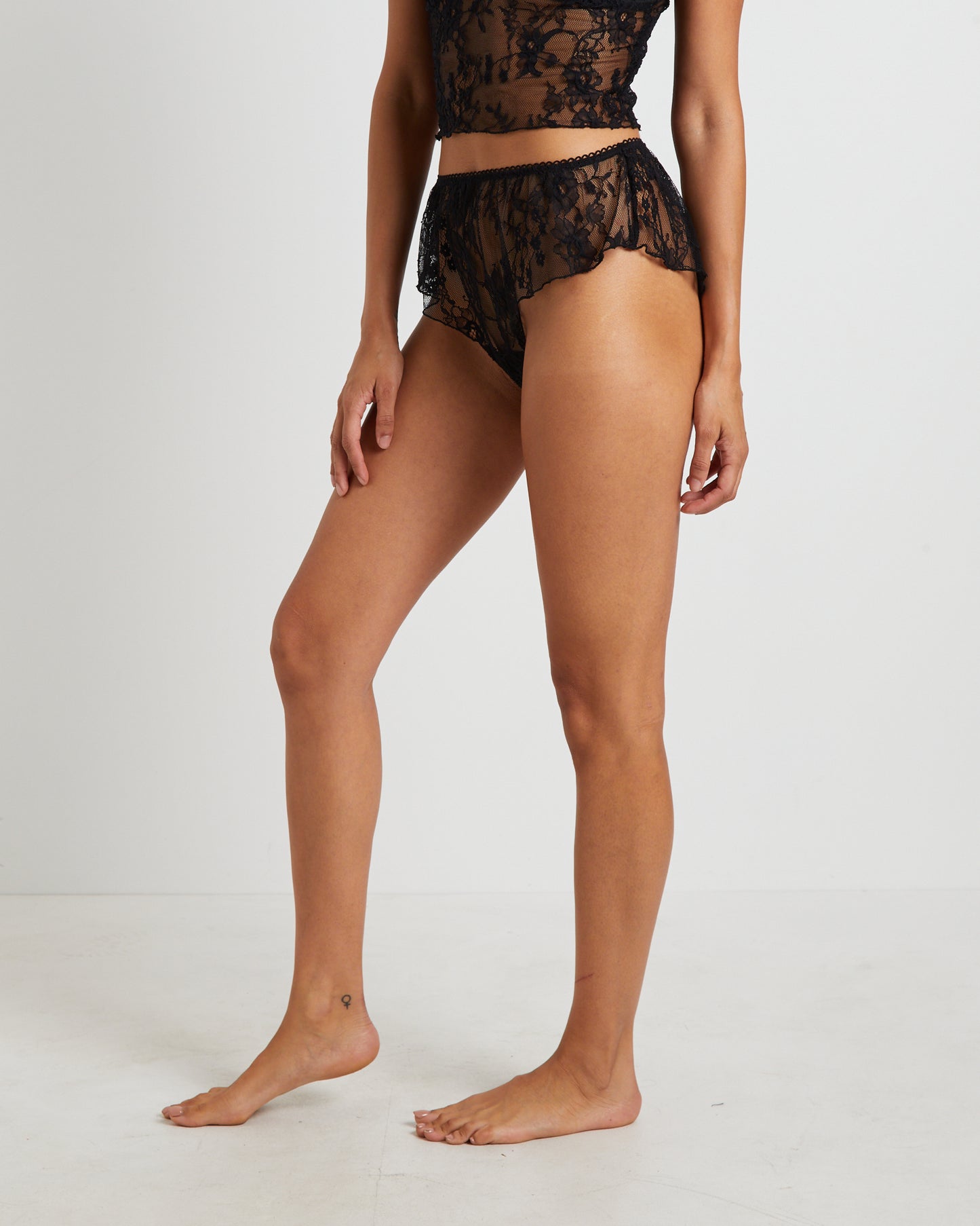 Fifi Fine Lace Ruffle Brief Shorts in Black