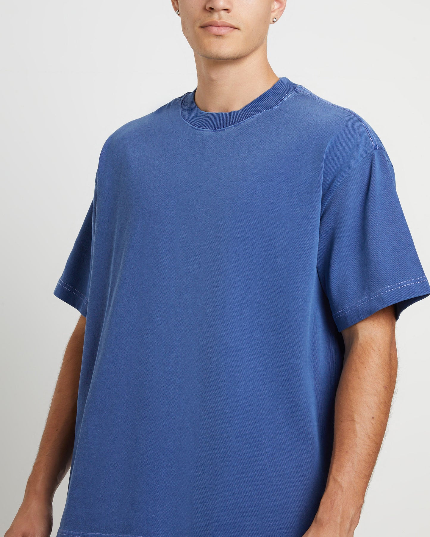 Killie Contrast Short Sleeve T-Shirt in Navy