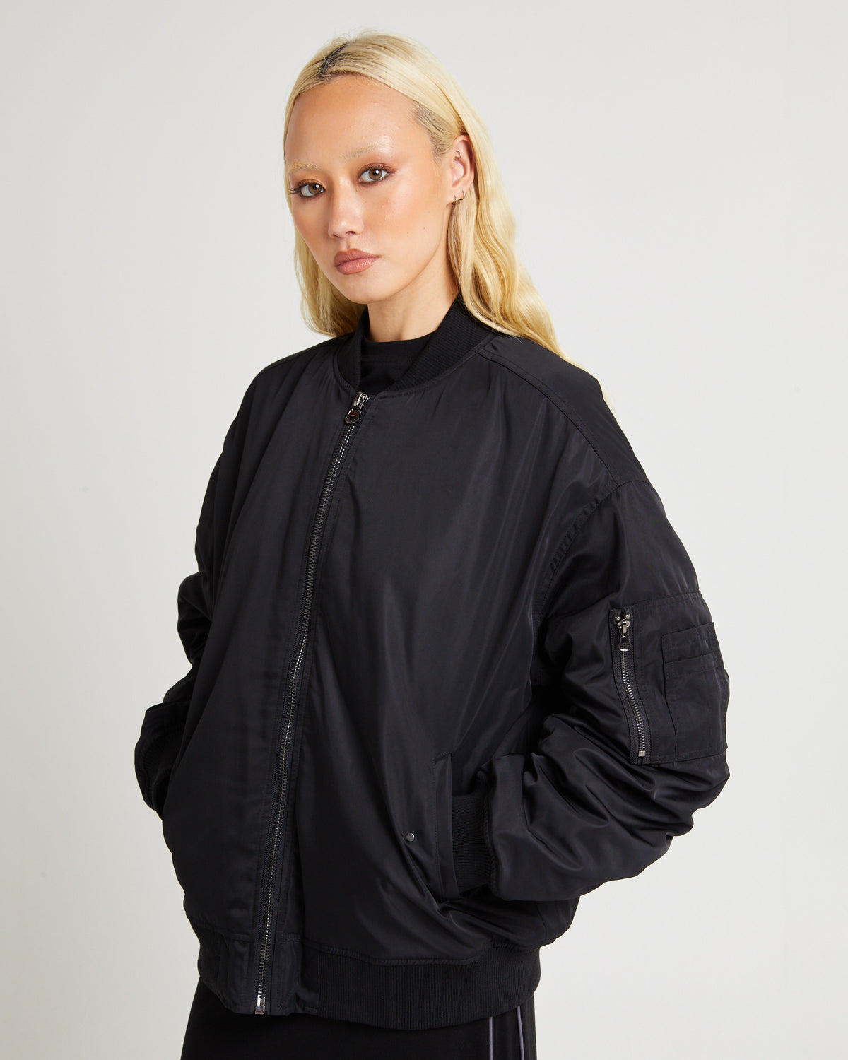 Relaxed Bomber Jacket BLACK