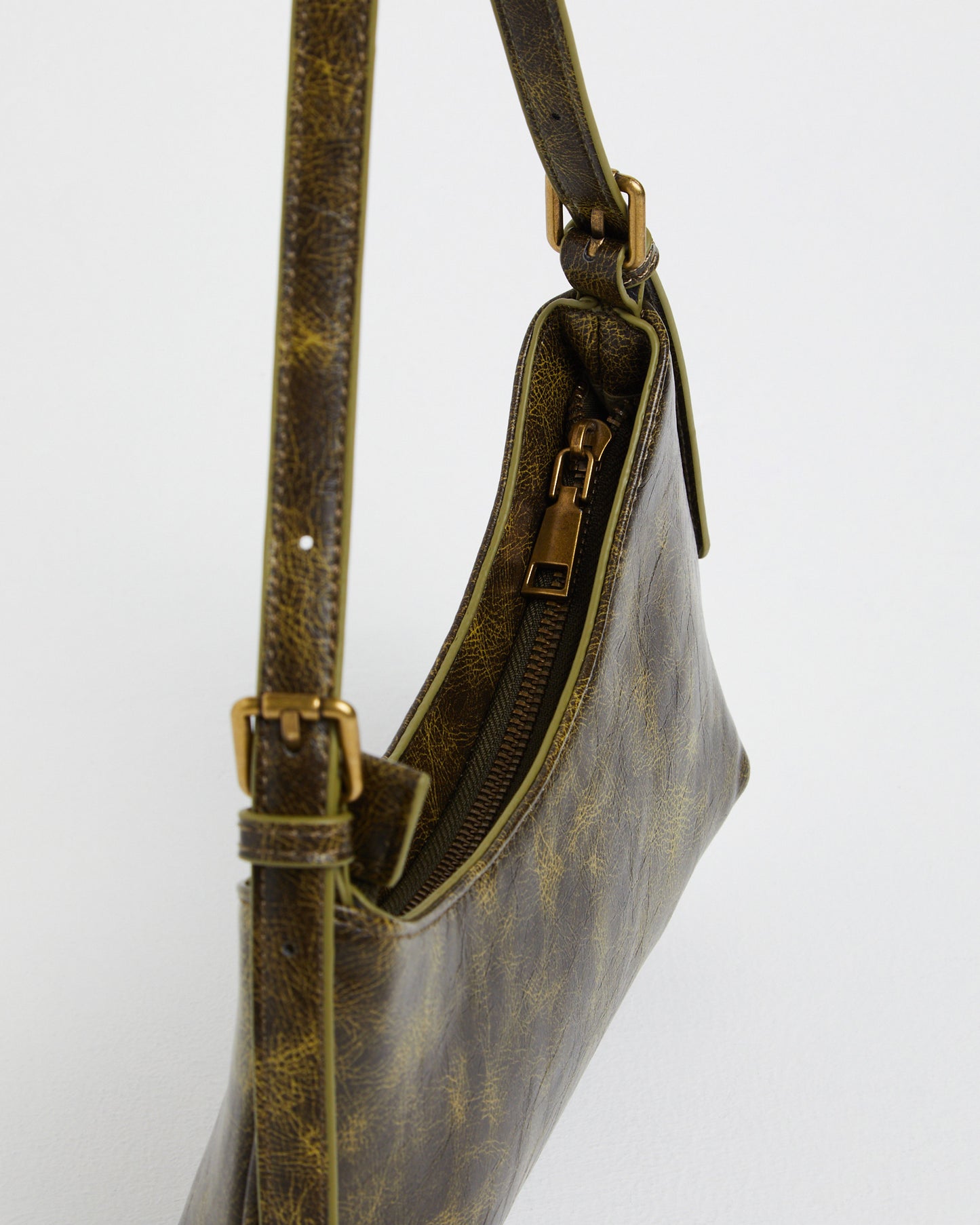 Cari Shoulder Bag Green Distressed