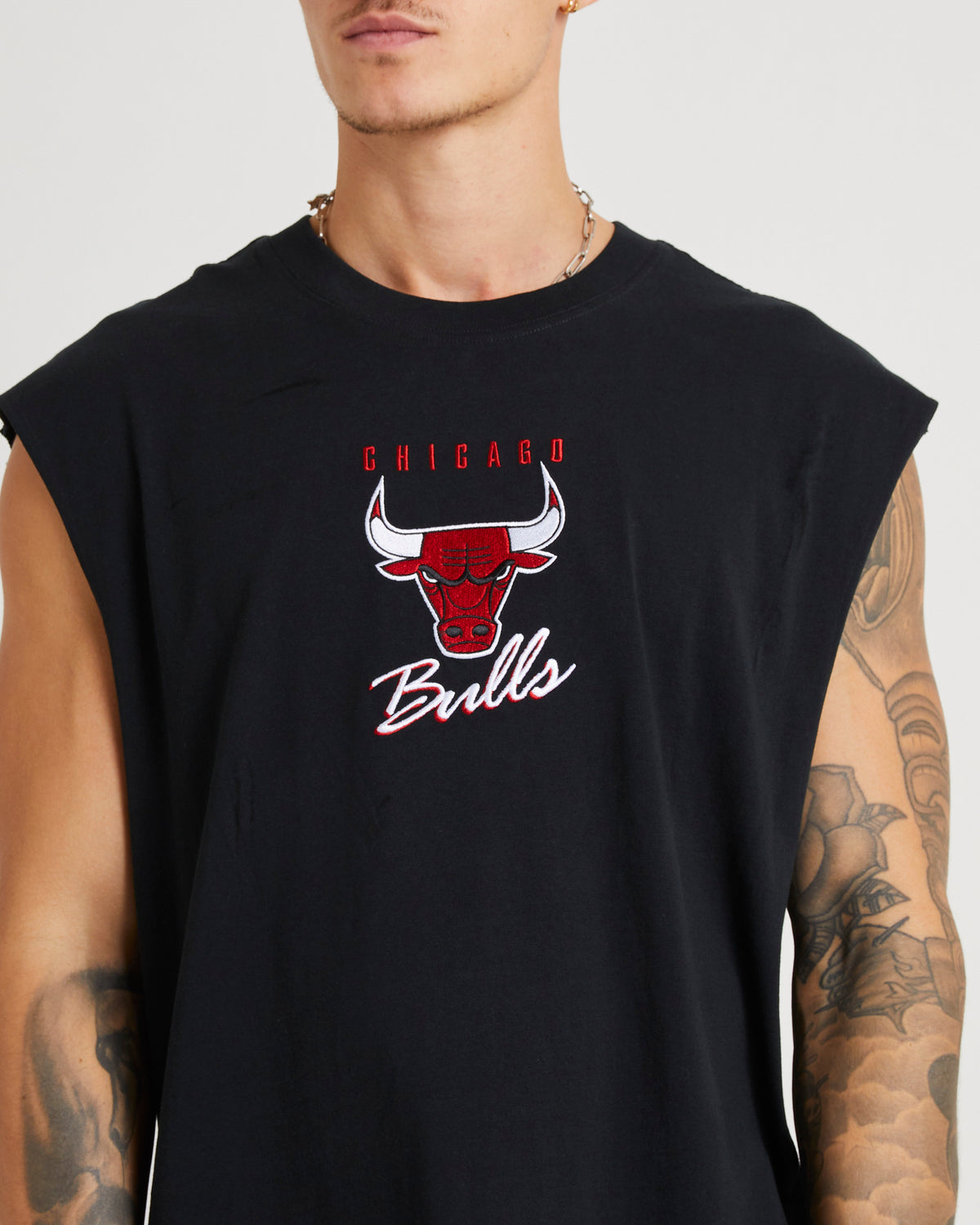 Tri Logo Muscle Bulls BLACK