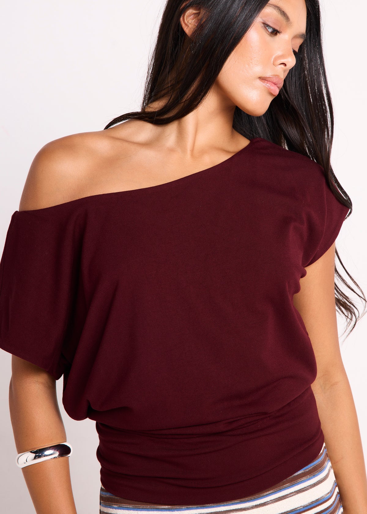 Chrissy Off Shoulder Top WINE
