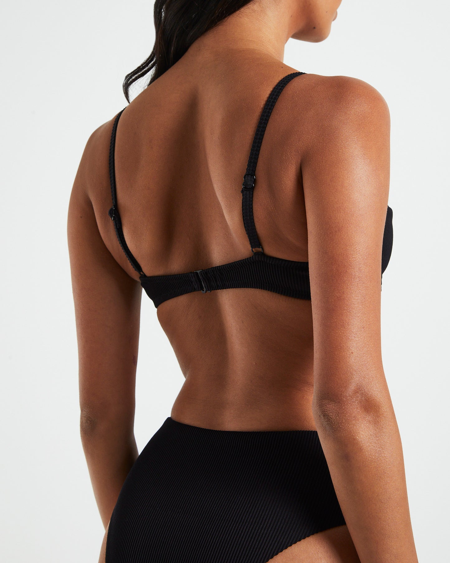 Rib Cut Out Underwire Bikini Top Bikini Top