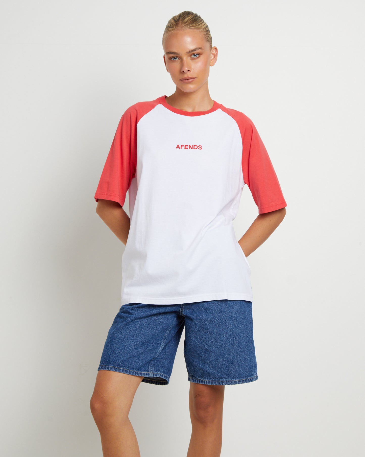 Ryan Recycled Oversized Raglan T-Shirt in Hibiscus