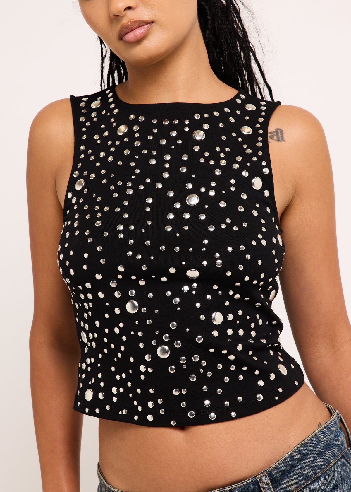 Metalica Stud Tank BLACK