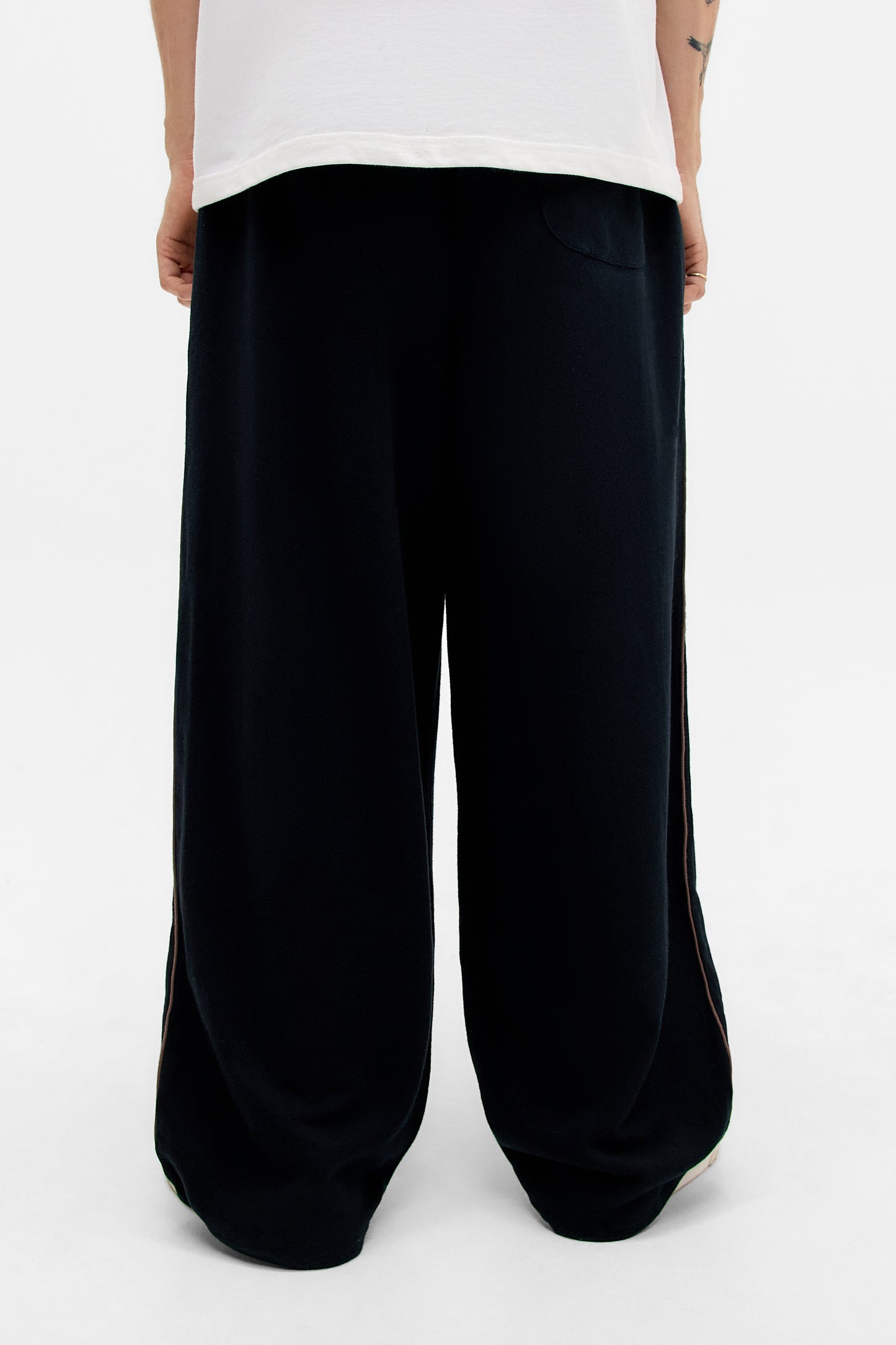 Harri Wide Leg Jogger Pants