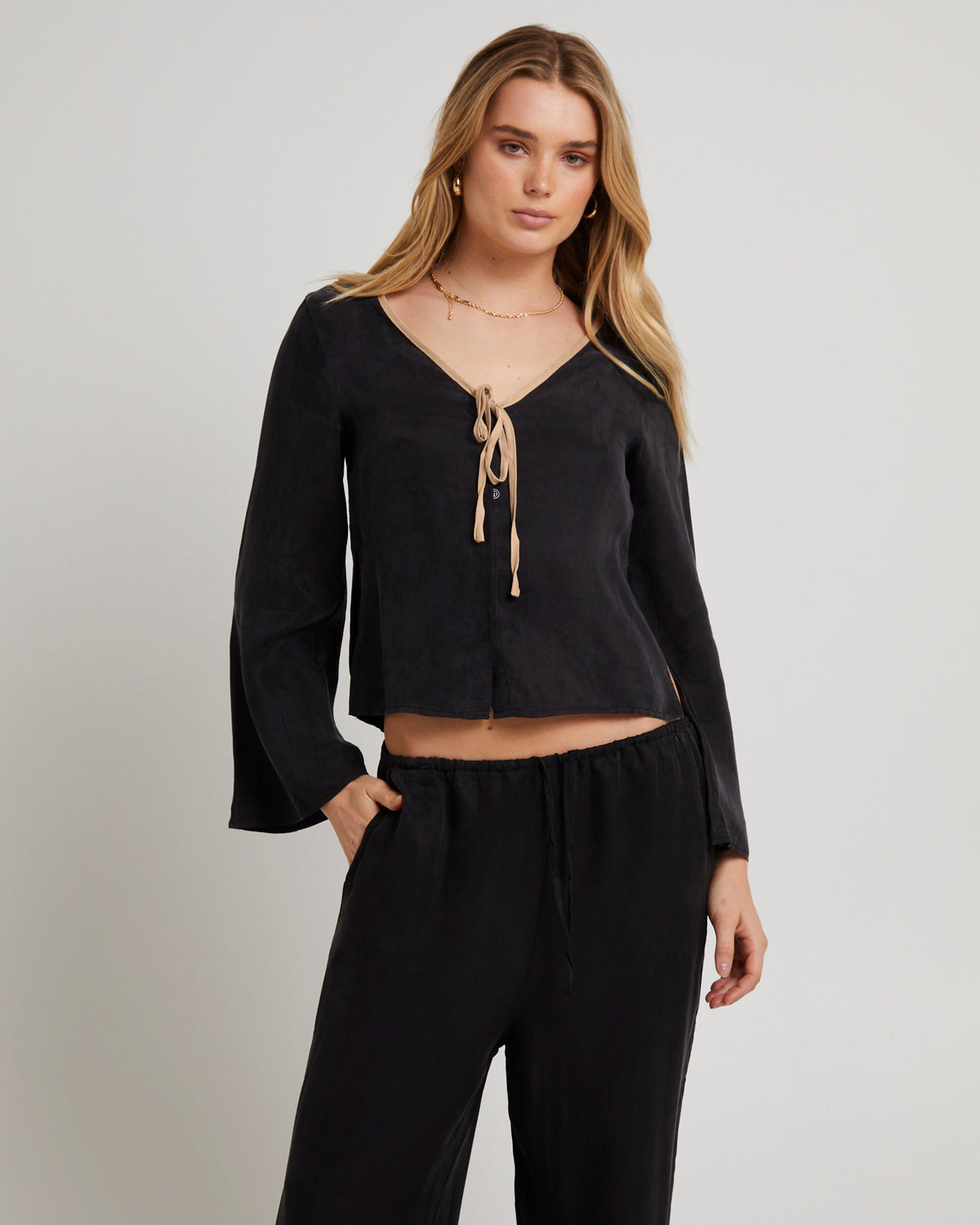 Contrast Tie Top CHARCOAL