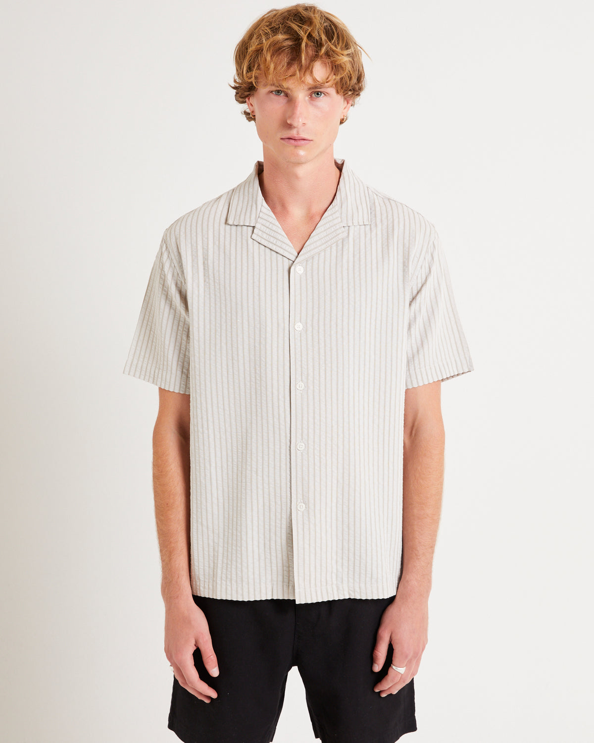 Ashton Seersucker Short Sleeve Resort Shirt BEIGE