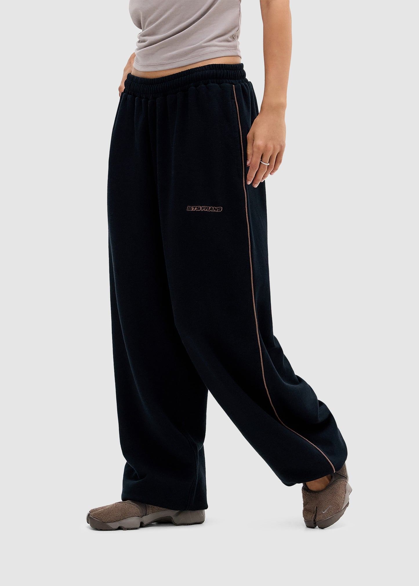 Harri Wide Leg Jogger Pants