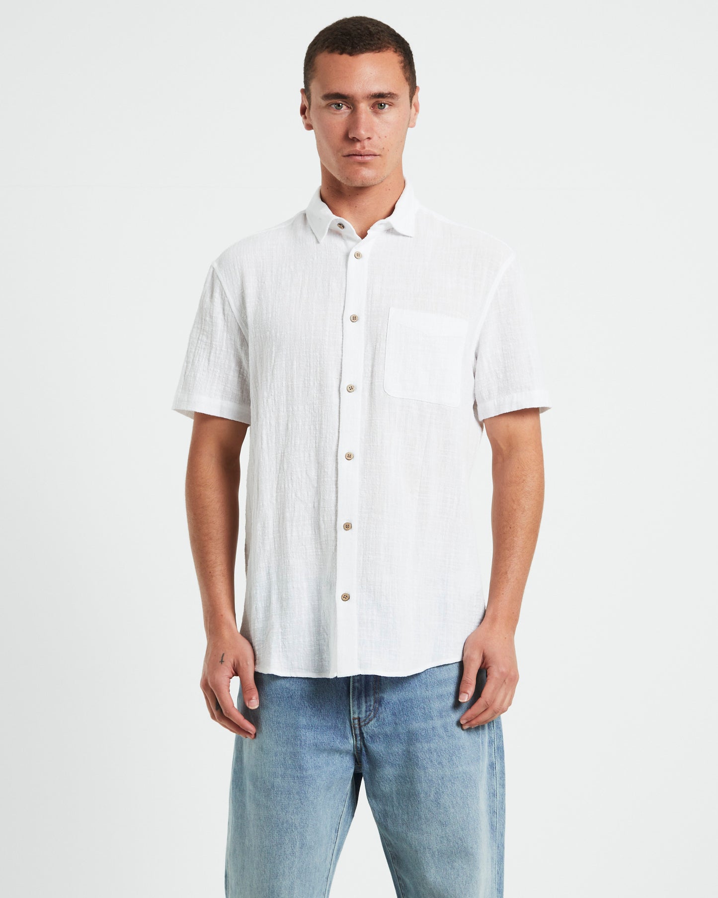 Louie Shirt Off
