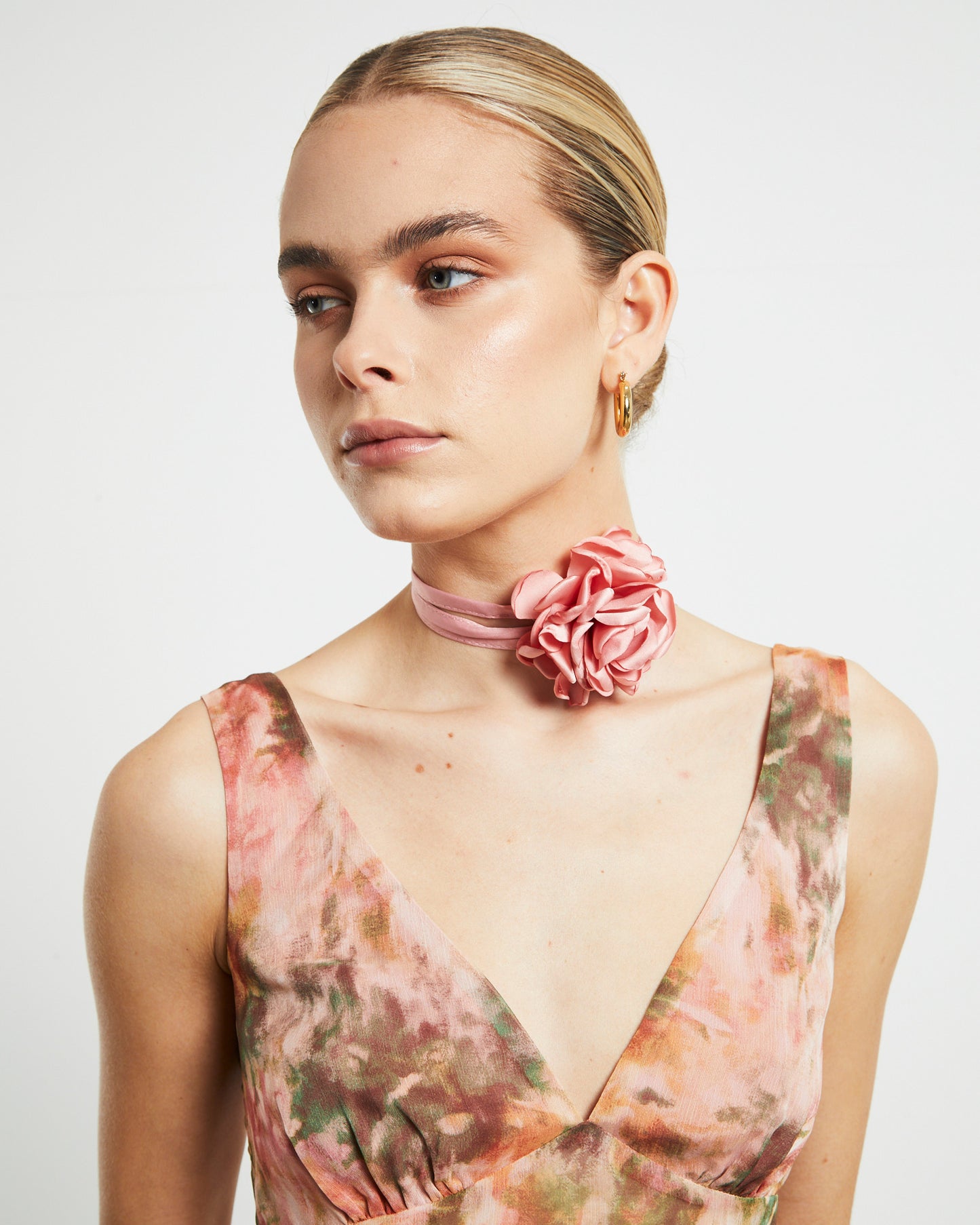 Pia Corsage Necklace in Blush Pink