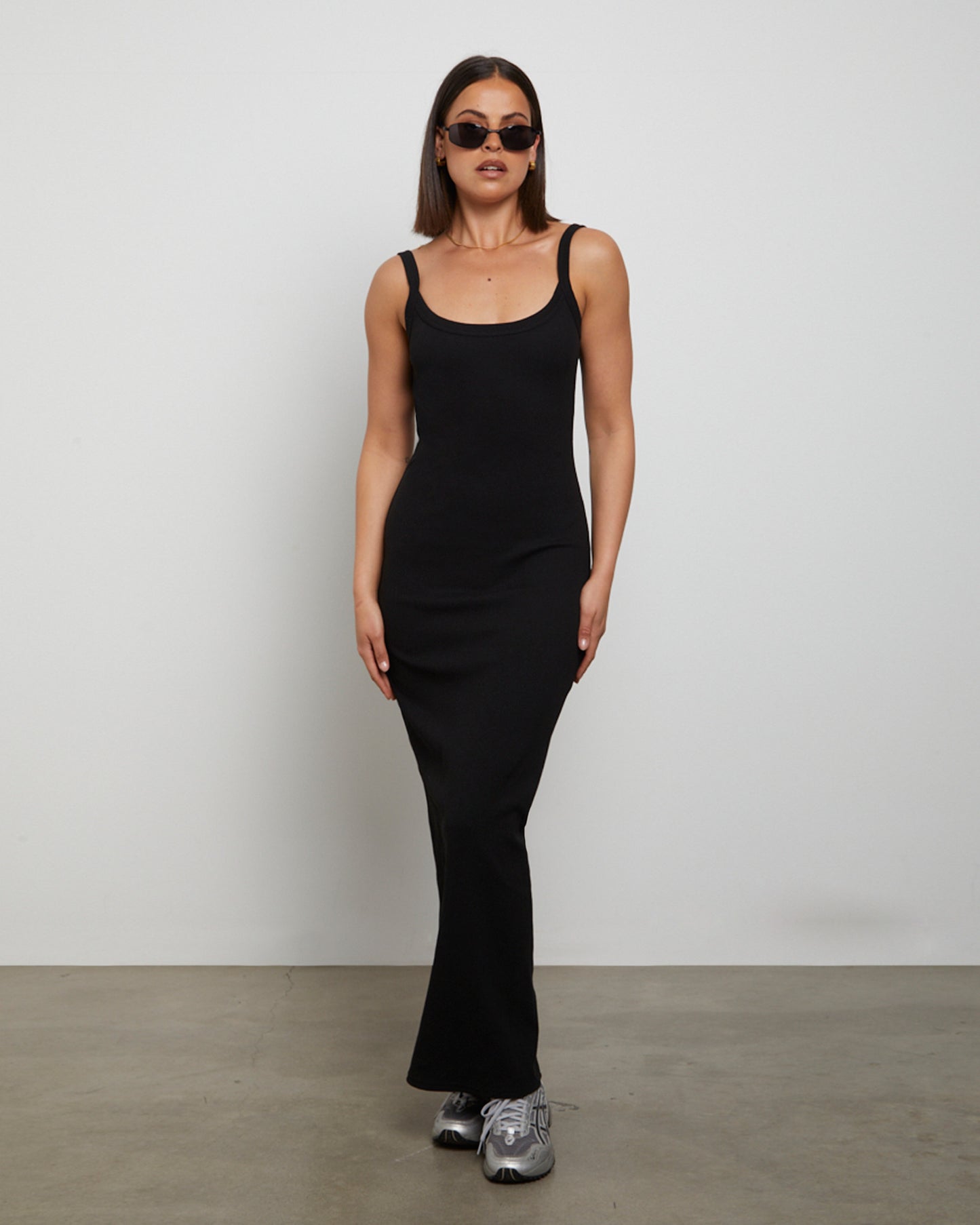 Backless Midi Dress in Black