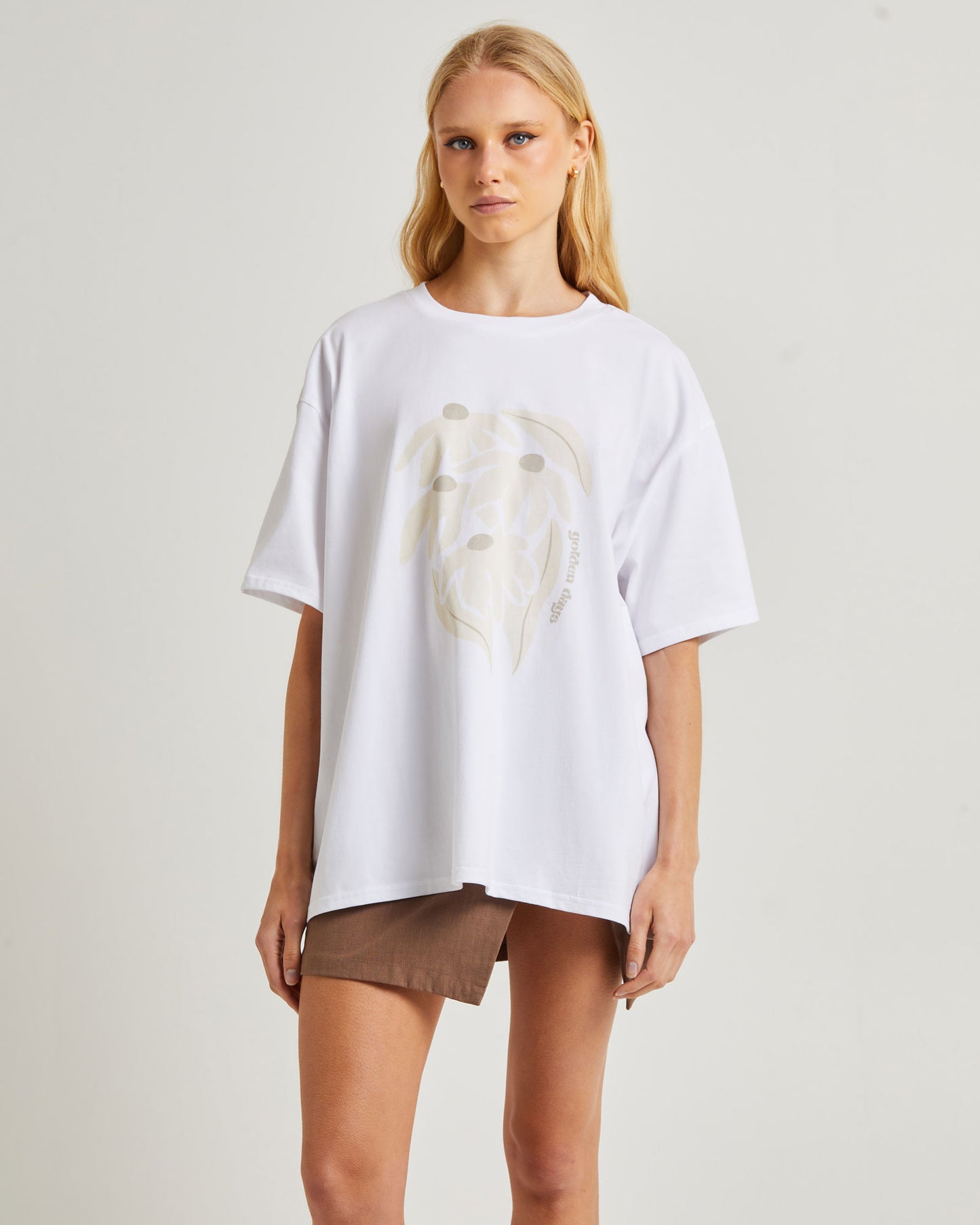 Sandy Oversized Short Sleeve T-Shirt in White