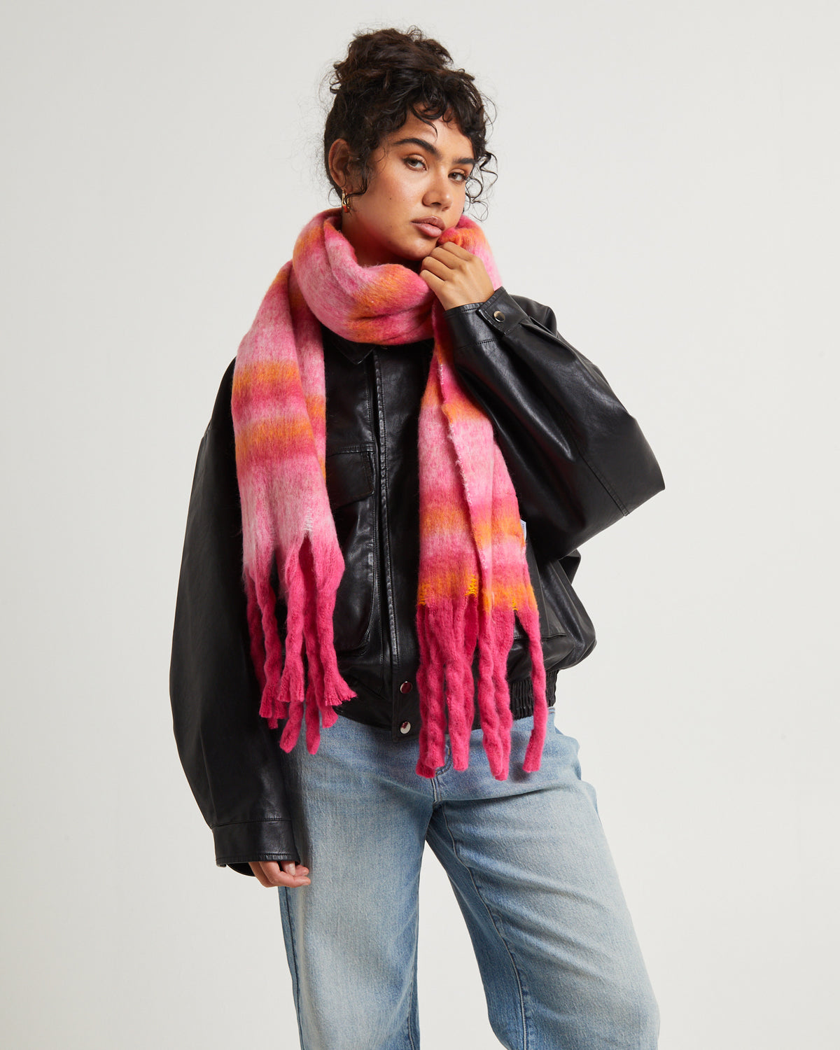 Fuzzy Scarf PINK