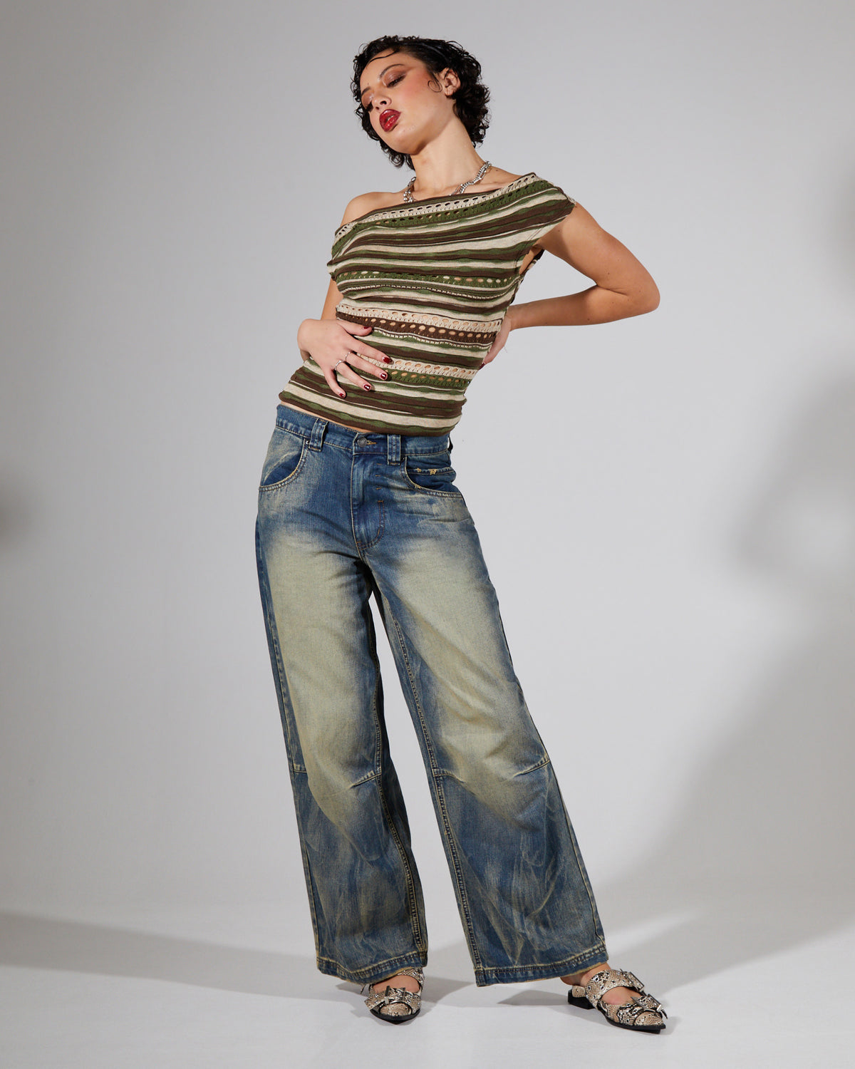 Wing Print Studded Lowrise Colossus Jeans BLUE