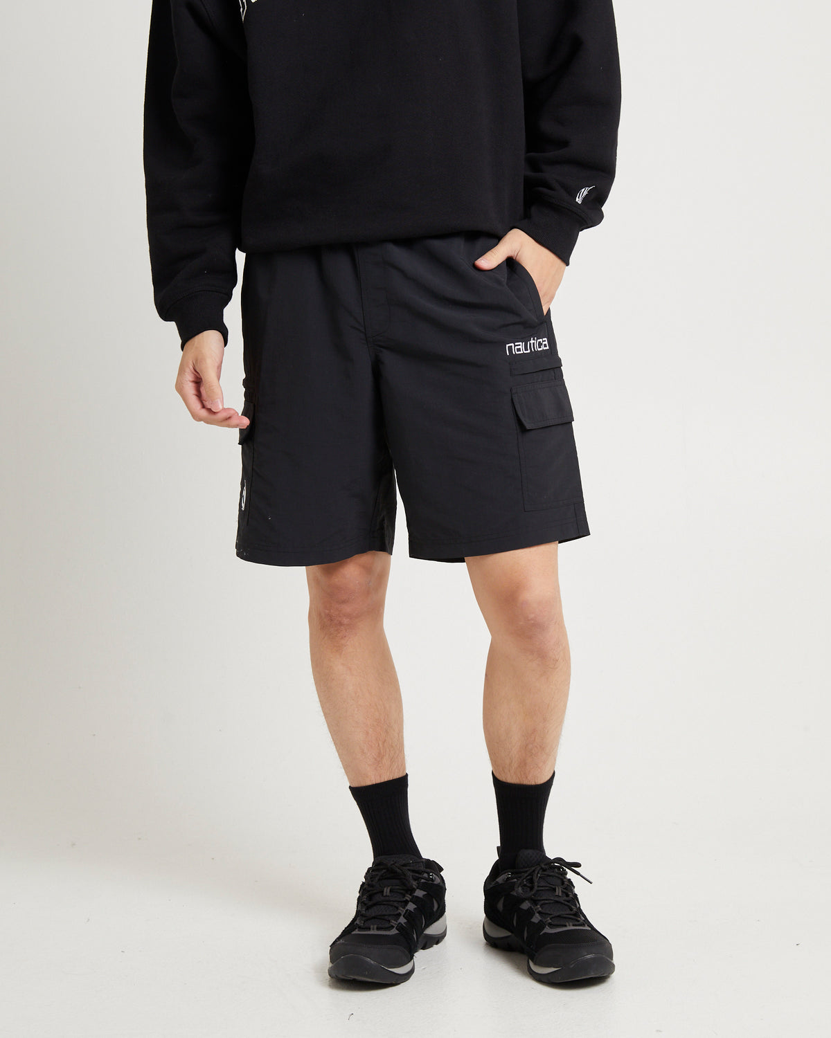 William Cargo Shorts in Black BLACK