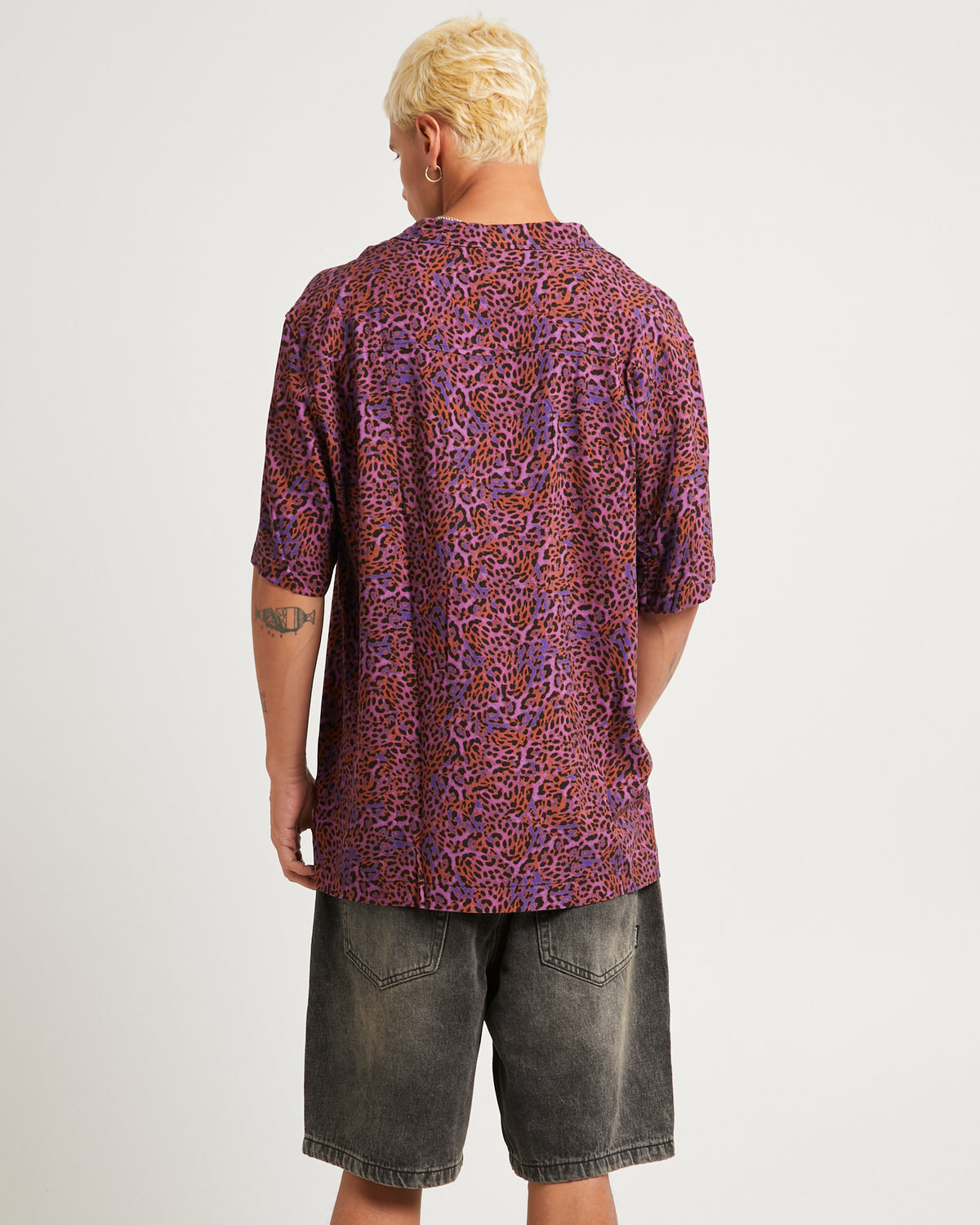 Trigger Short Sleeves Resort Shirt PURPLE