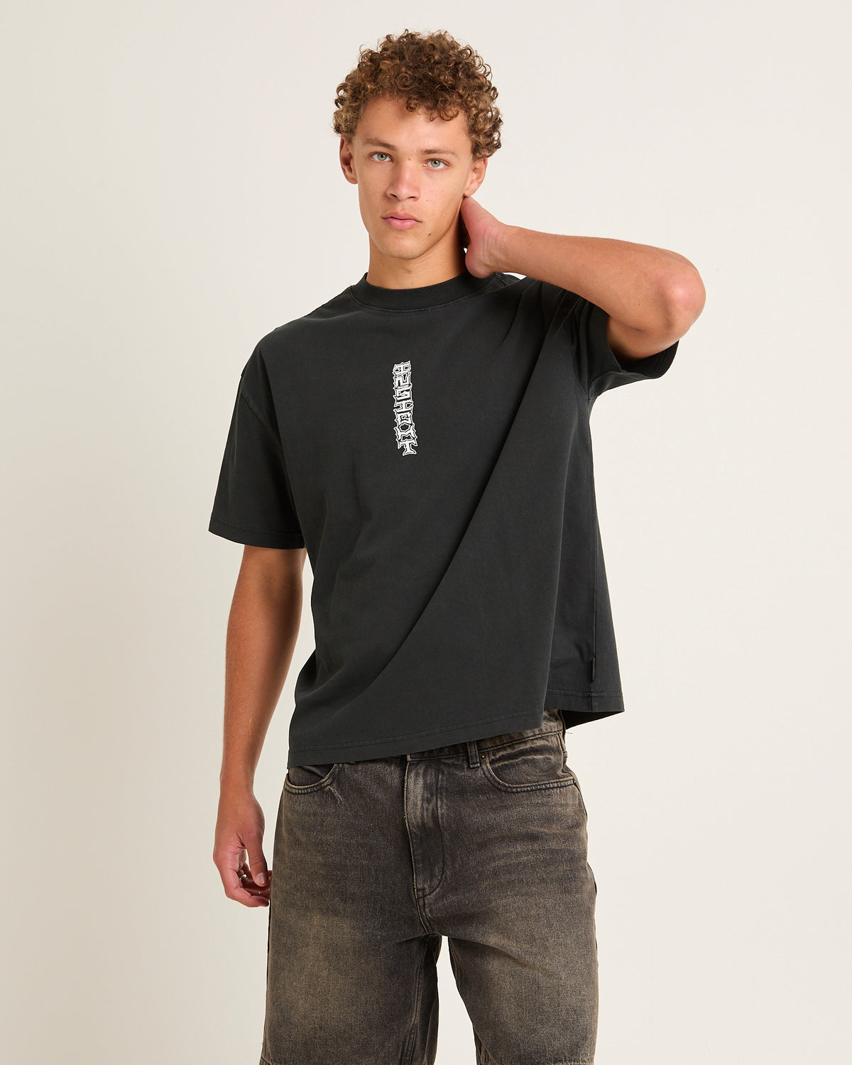 Bone Head Cropped T-Shirt VINTAGE BLACK
